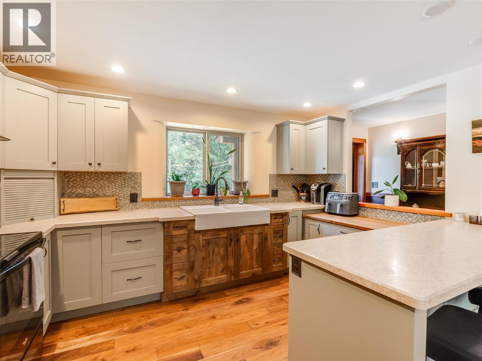Kitchen #1