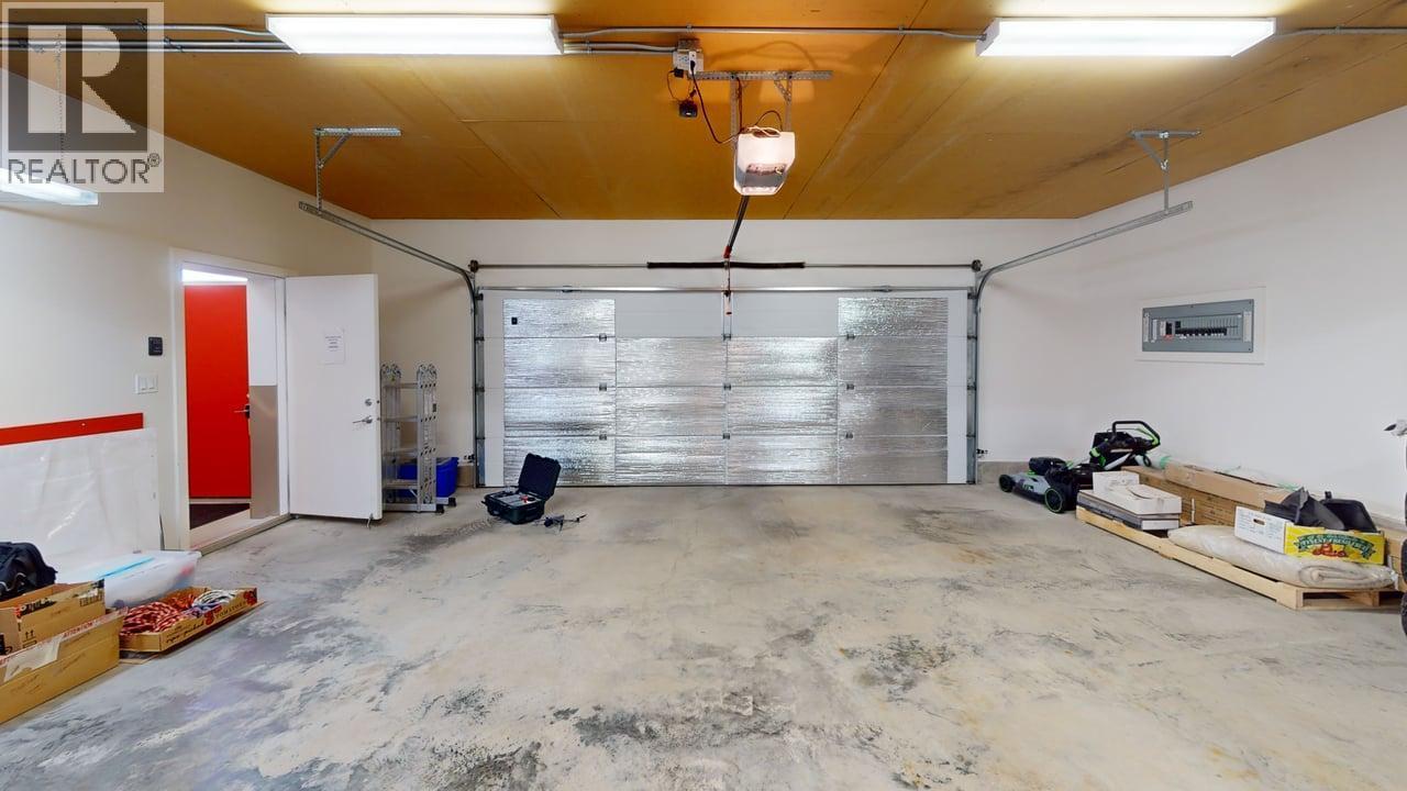 2 car garage