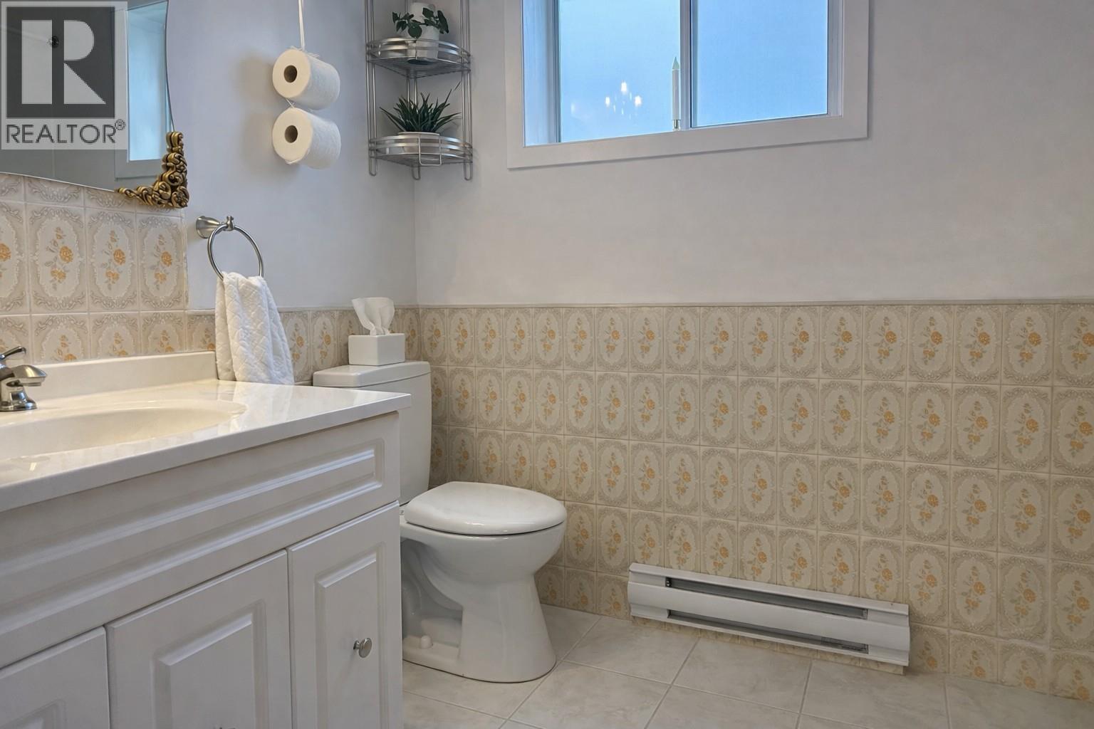Main Floor Bathroom