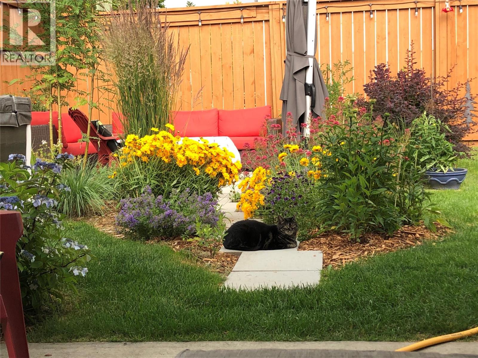 Seasonal garden boxes (not pictured)