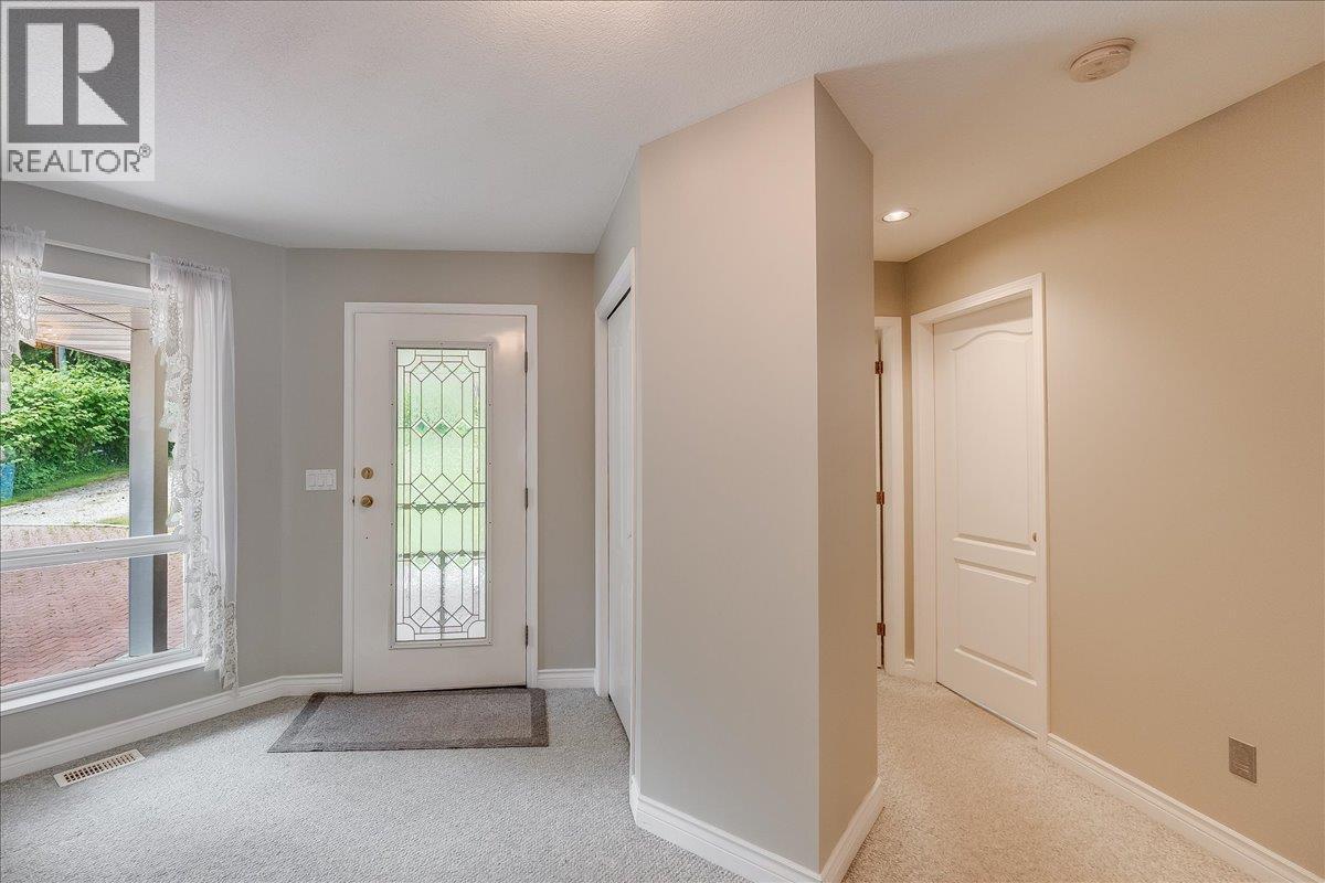 Entry main floor