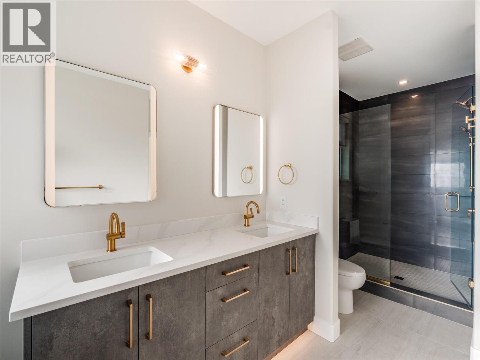 Primary Ensuite
