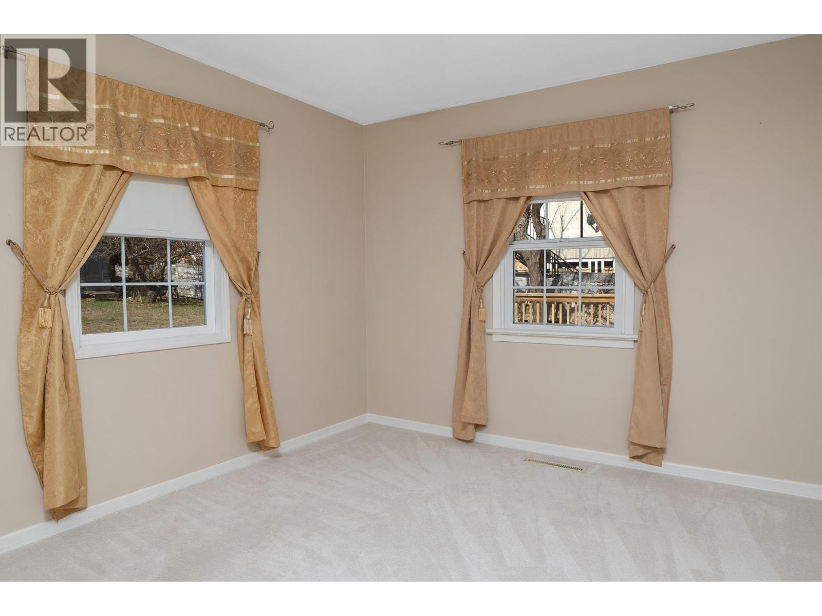 Bedroom #1