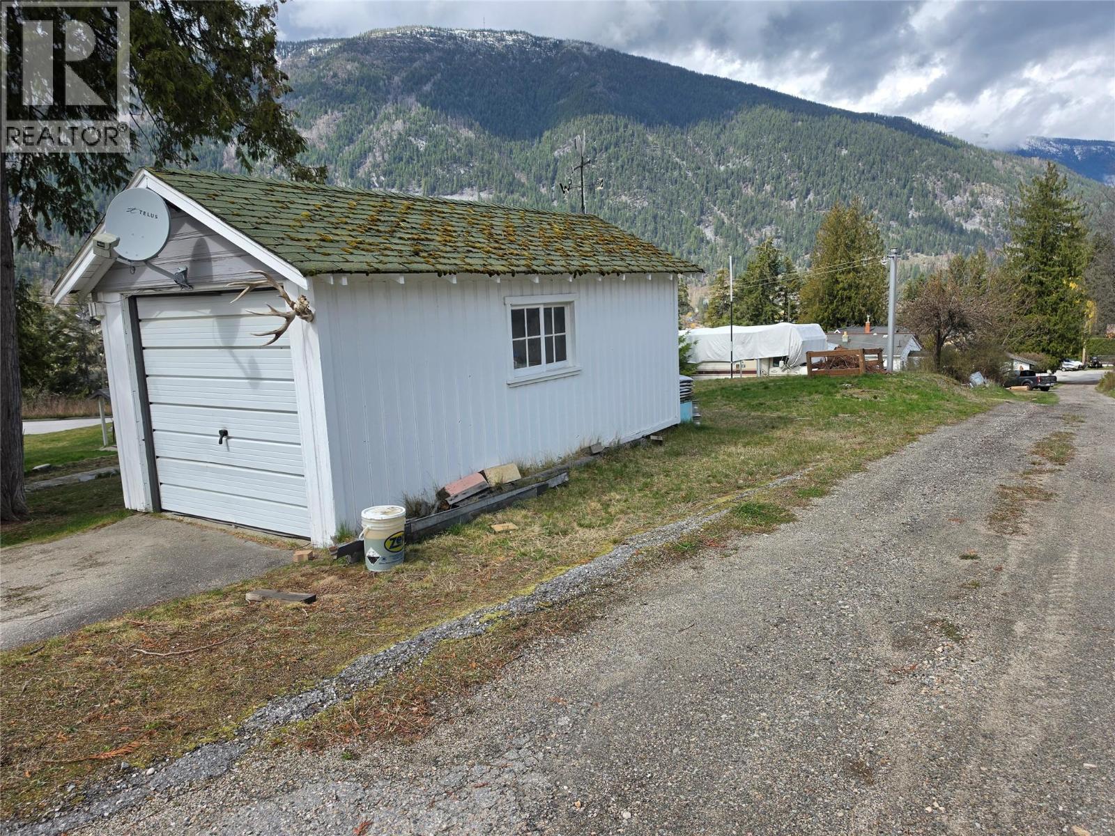 lane behind garage