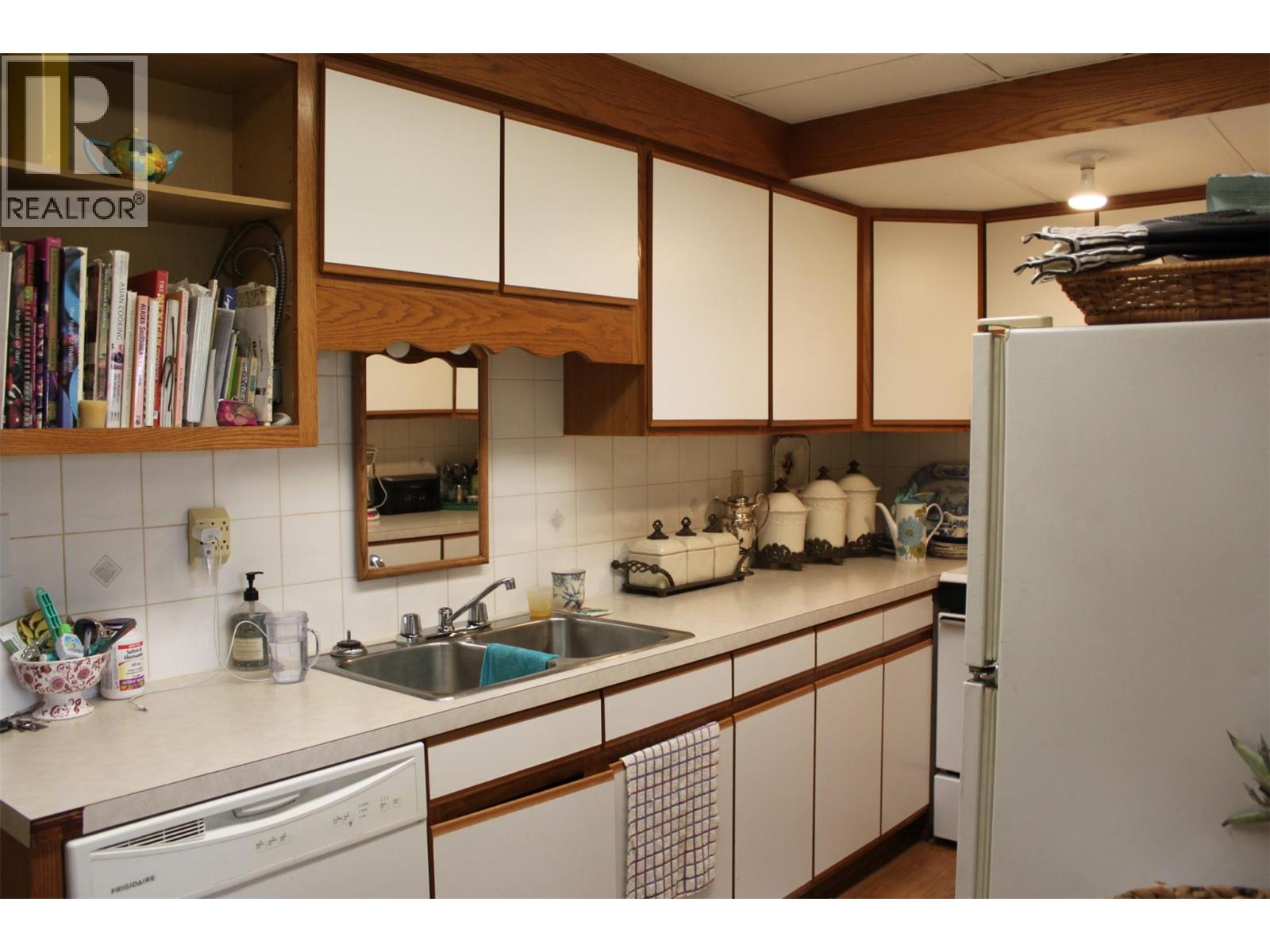 Suite kitchen