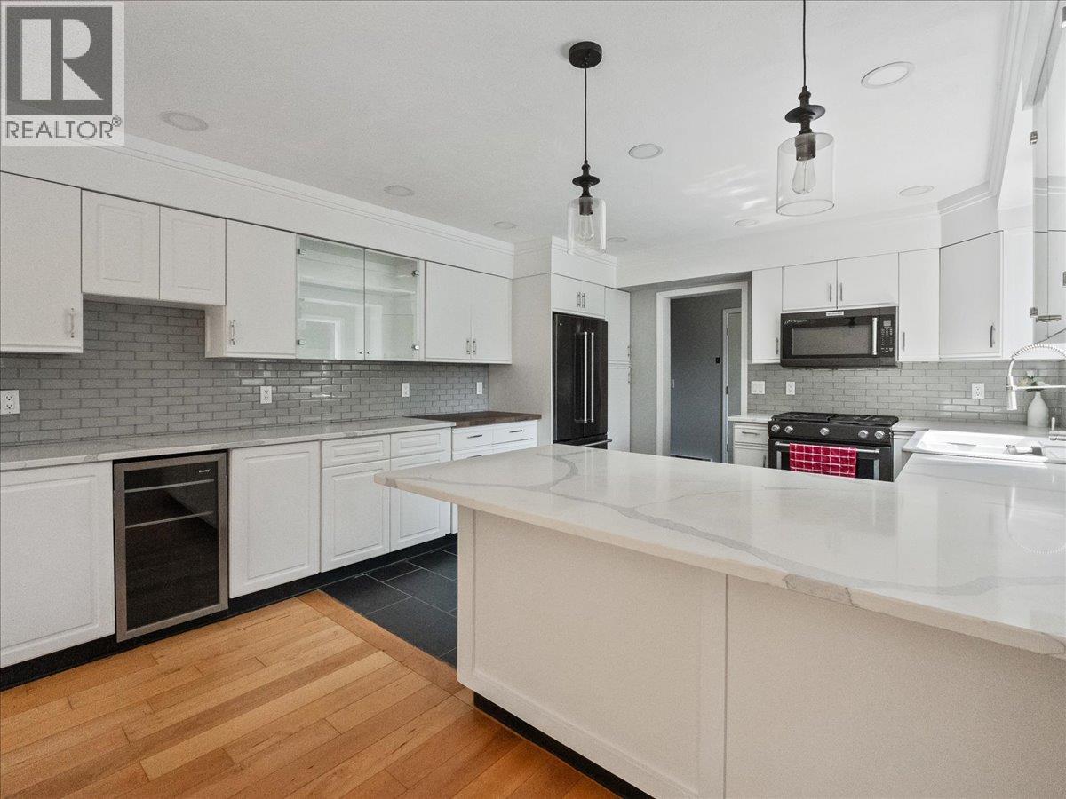 Main Floor Kitchen