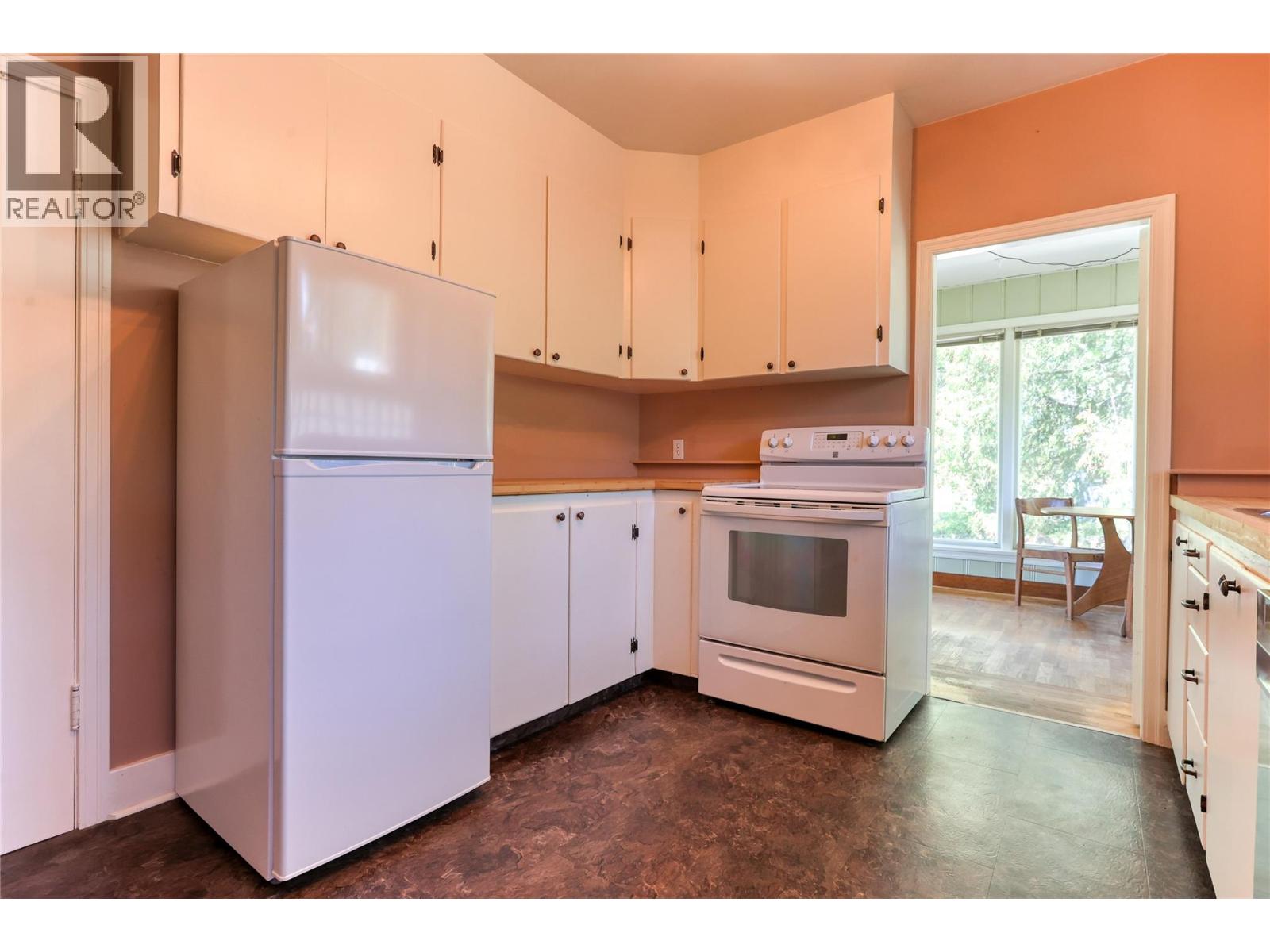 Main kitchen