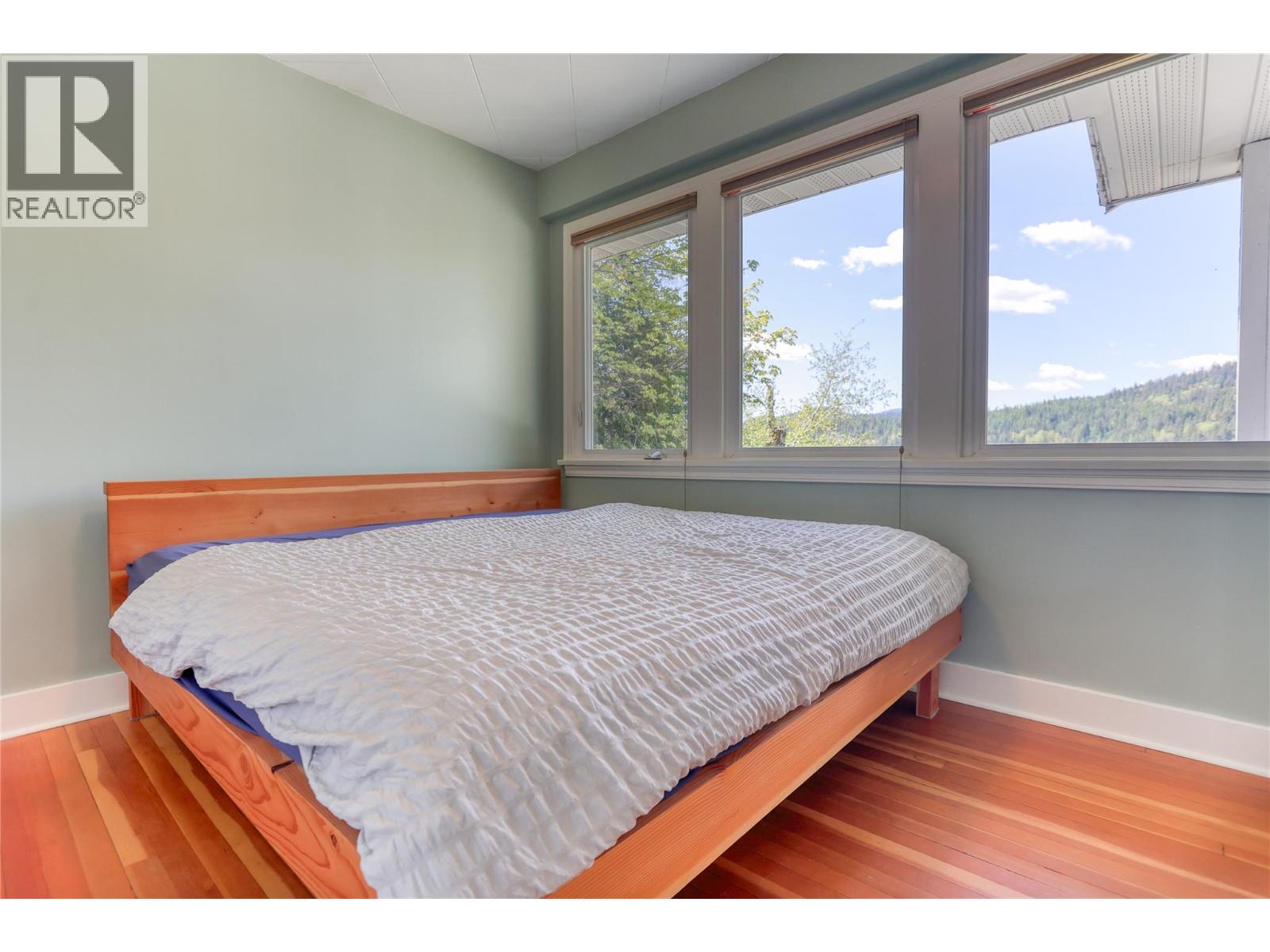 Main master bedroom