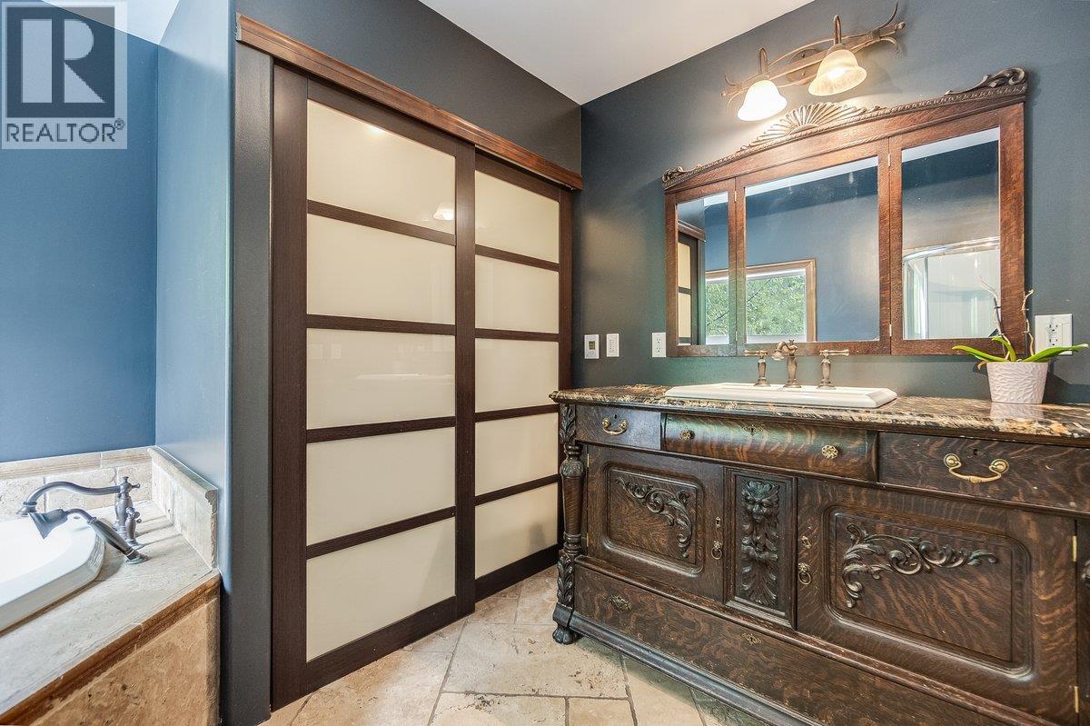 Main Floor Bathroom