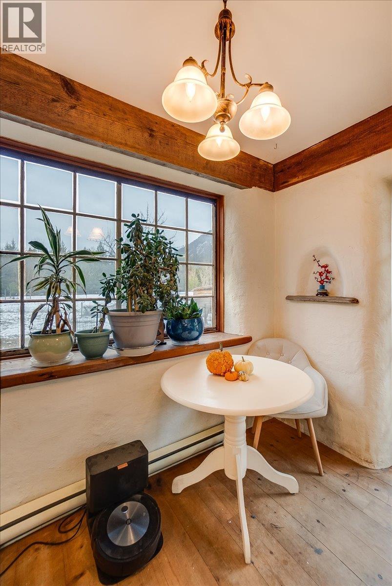 Main house dining