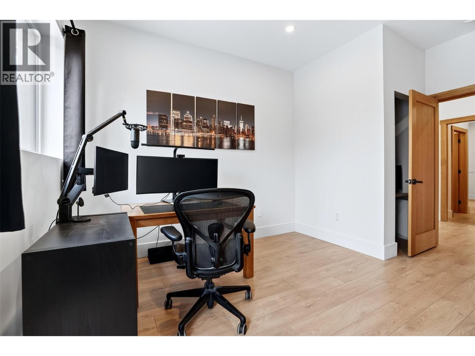 Office/Bedroom