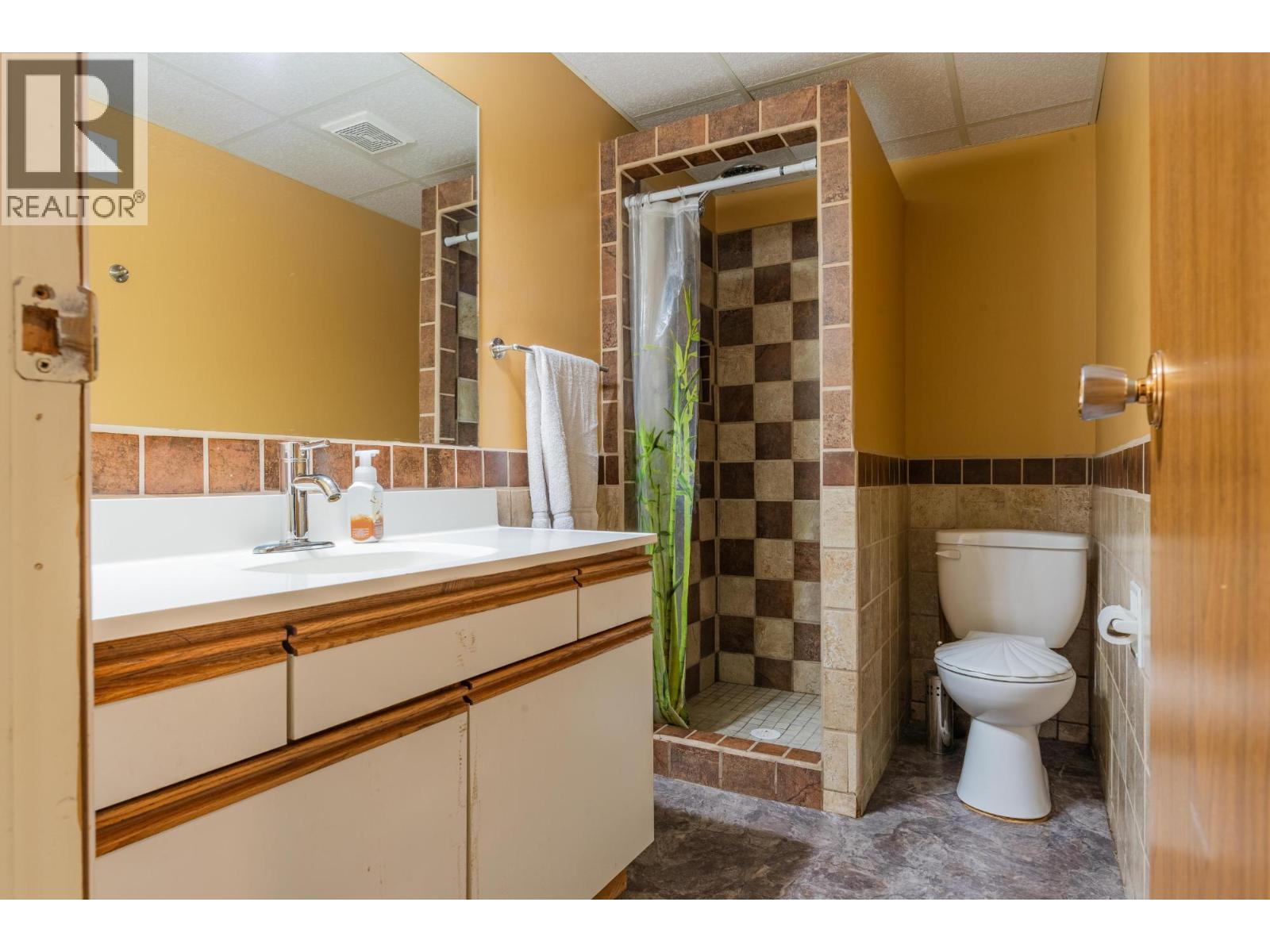 Listing photos from owner occupancy