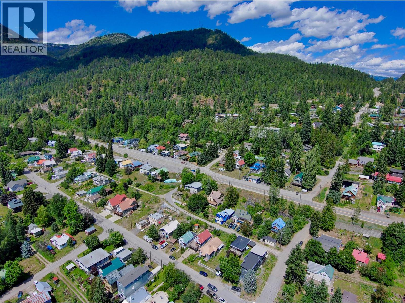 Aerial View of 1603 HARASIN Alley, Rossland V0G 1Y0