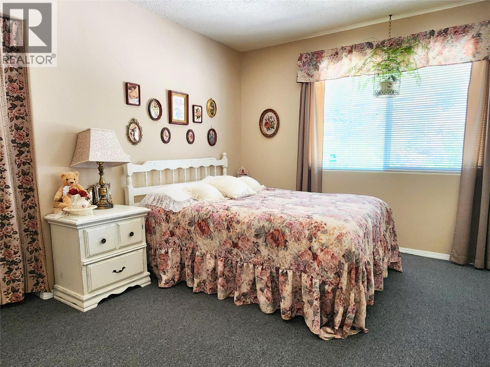 Upstairs Bedroom 1 of 275 10th Avenue, Montrose BC