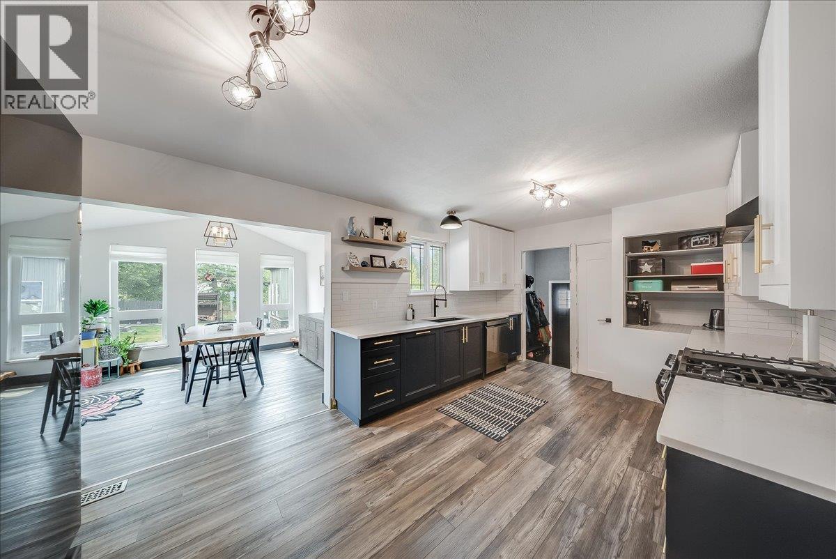 New Kitchen