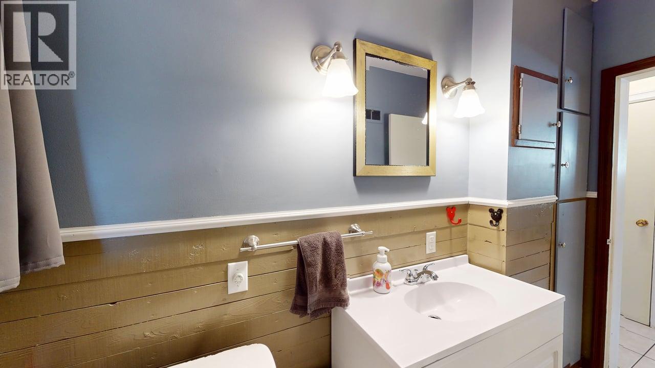 main floor bath