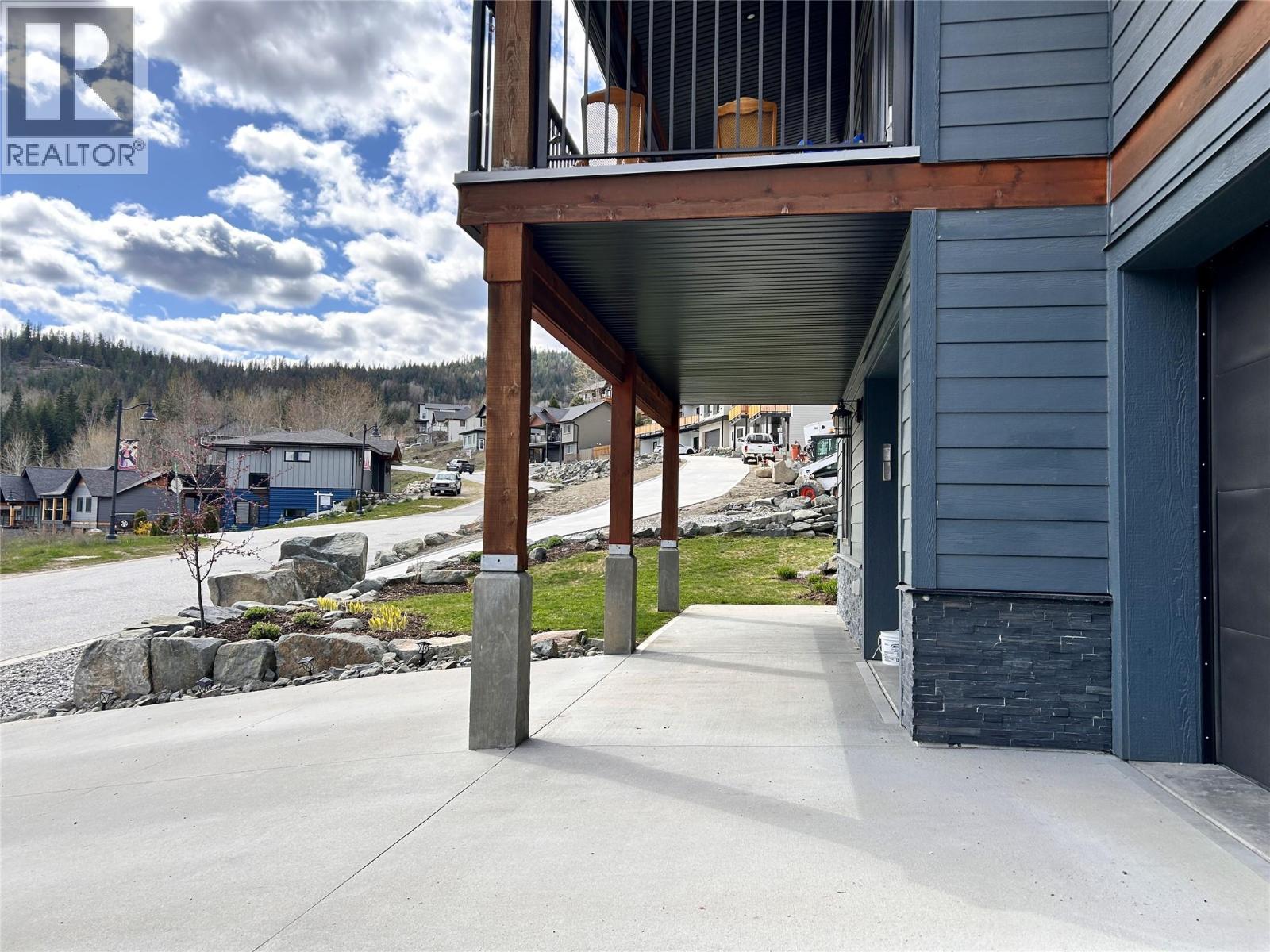 covered front walkway
