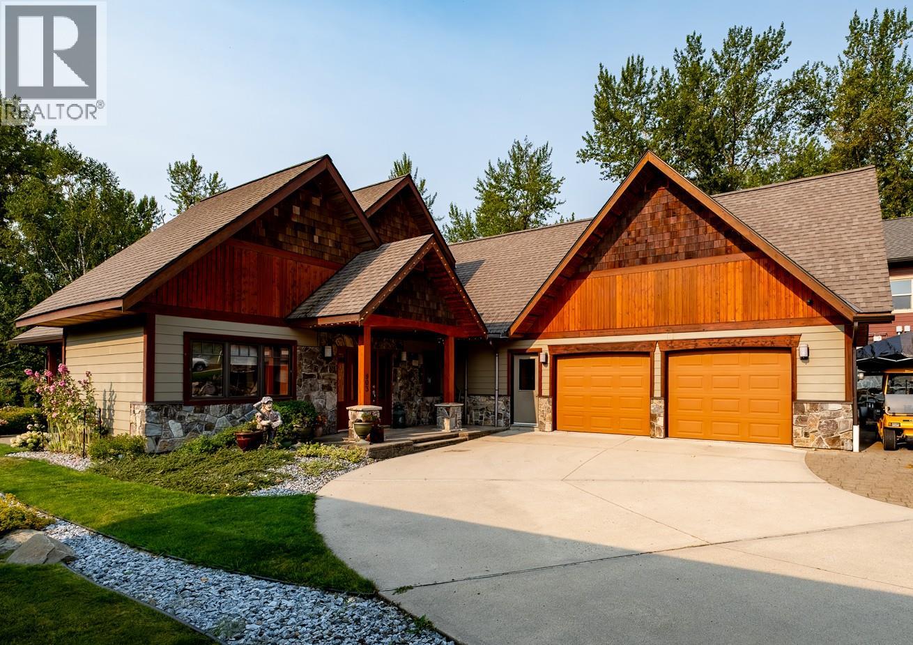 903 Redstone Drive