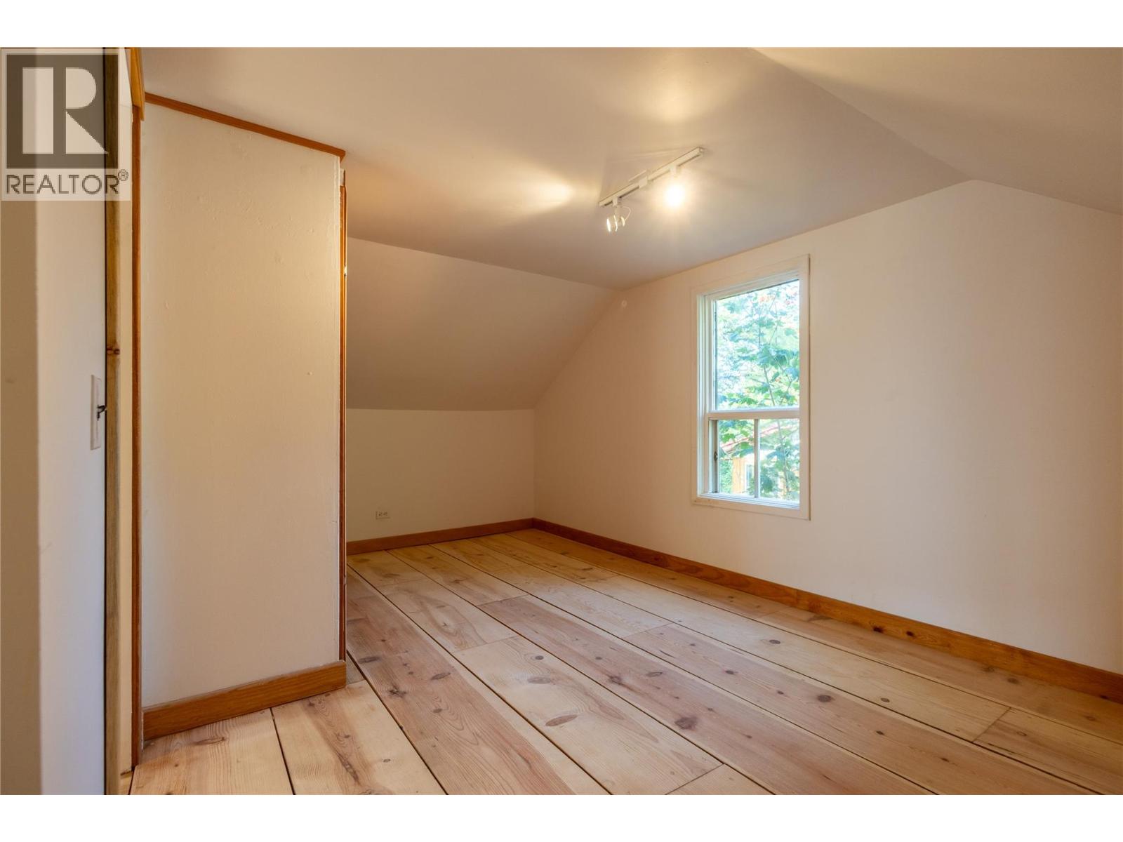 second floor bedroom 1