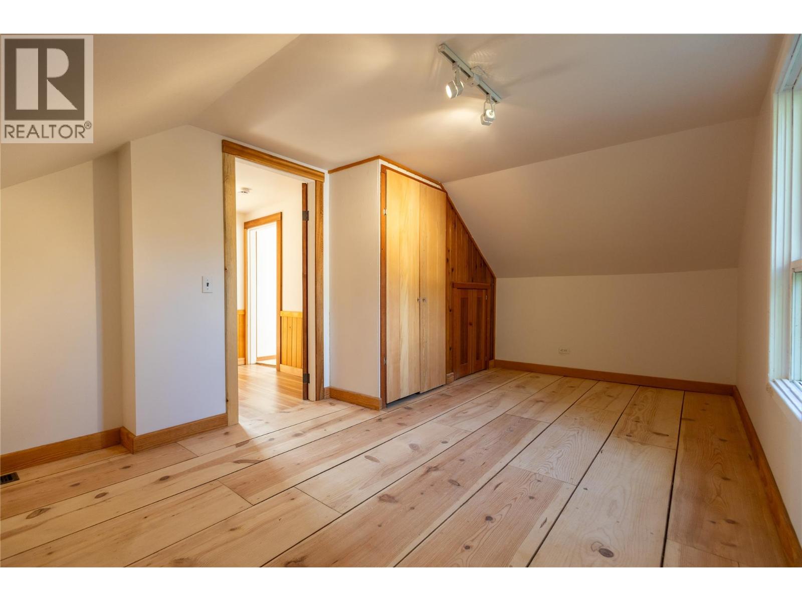 second floor bedroom 1