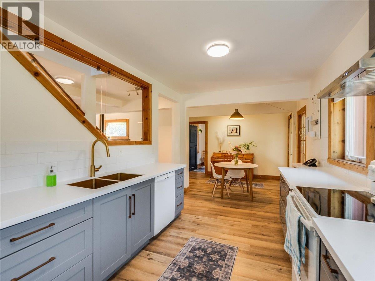 Main House Kitchen