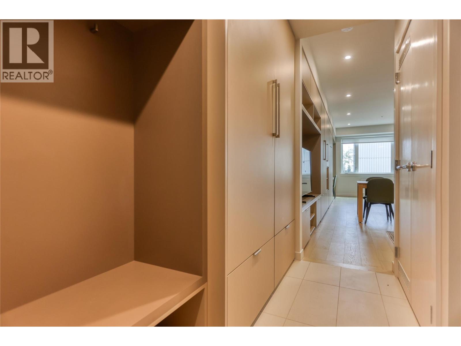 Unit 223, 4280 Red Mountain Road, Rossland