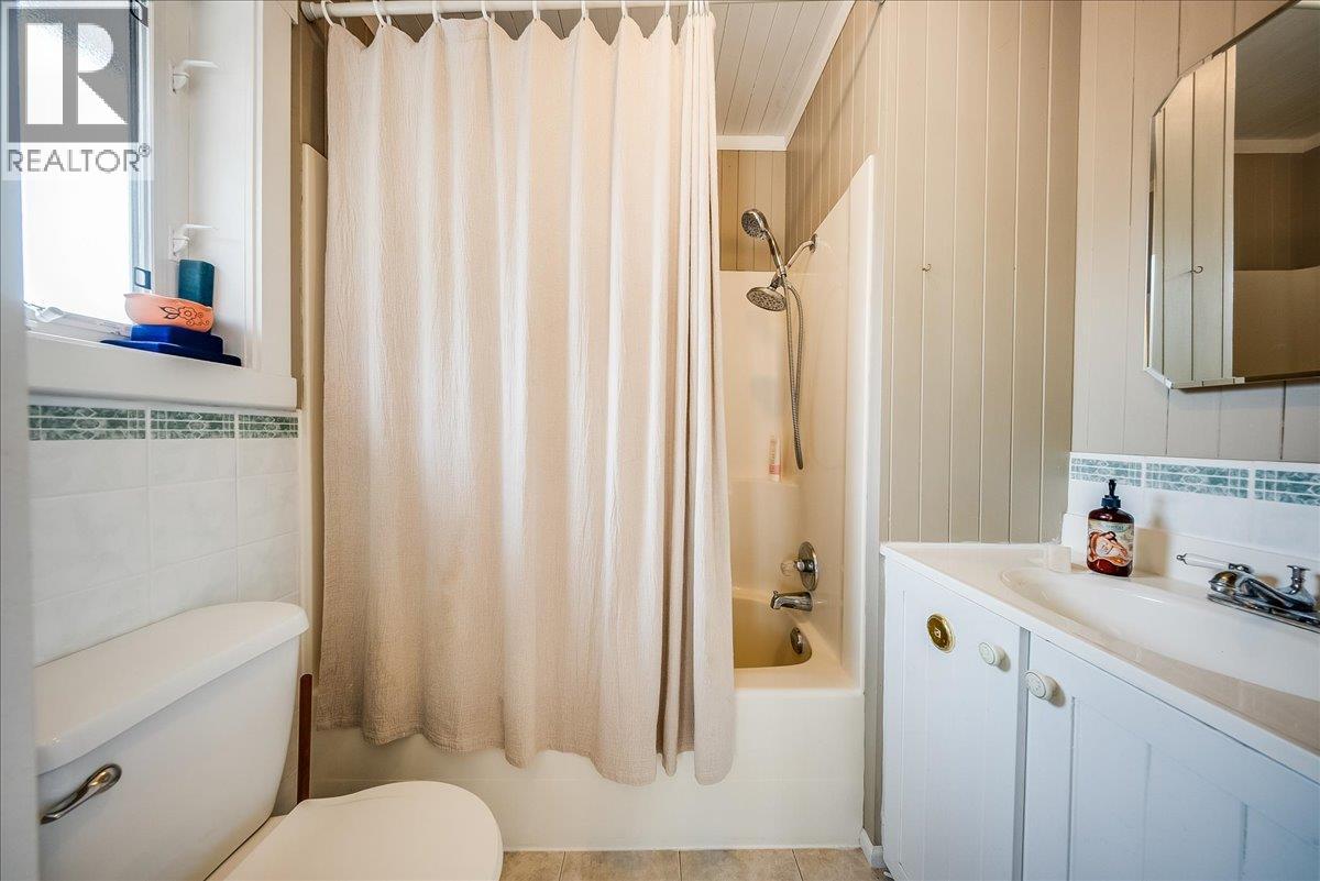 Primary ensuite