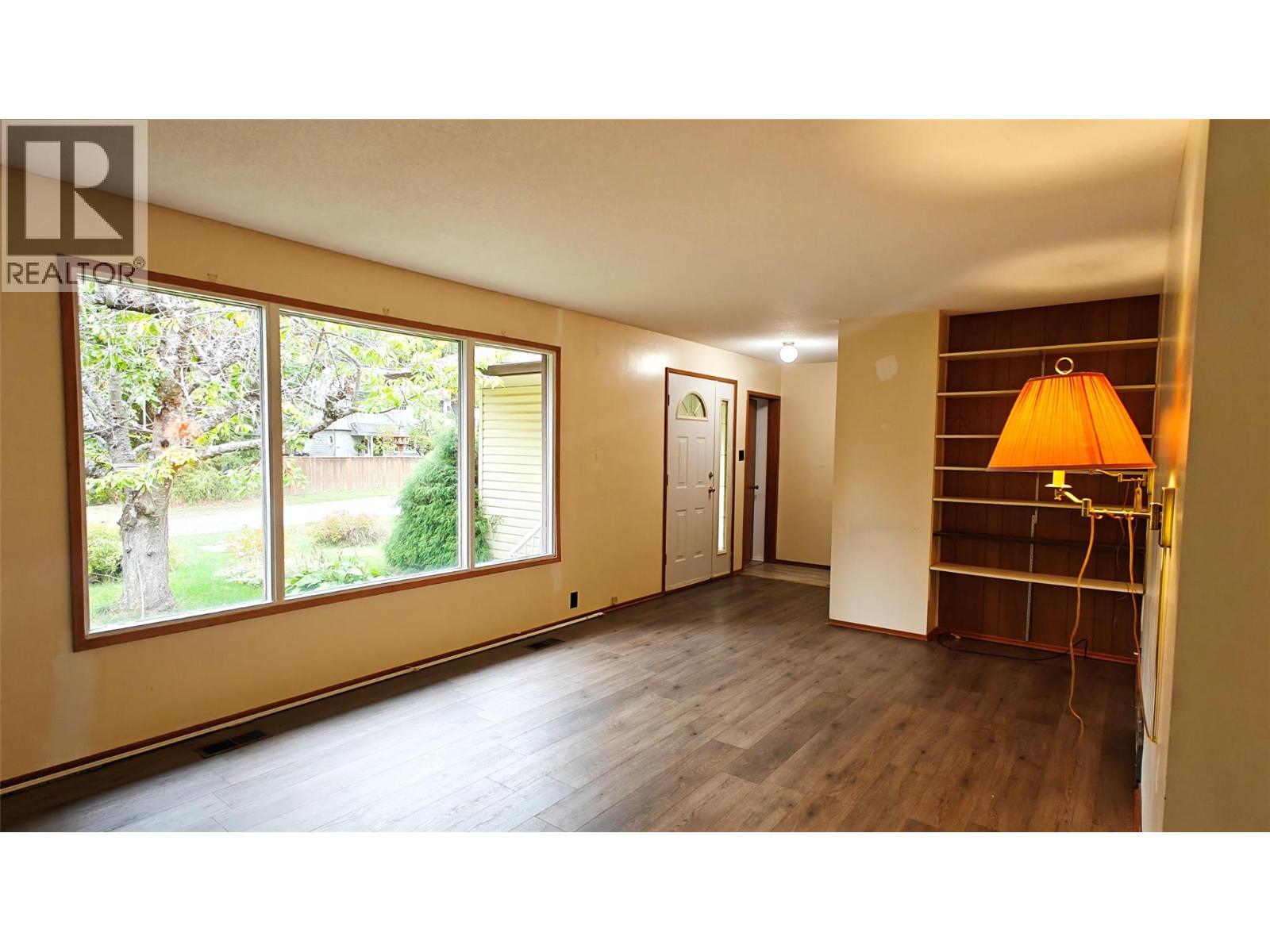 Living Room of 610 7th Avenue, Montrose