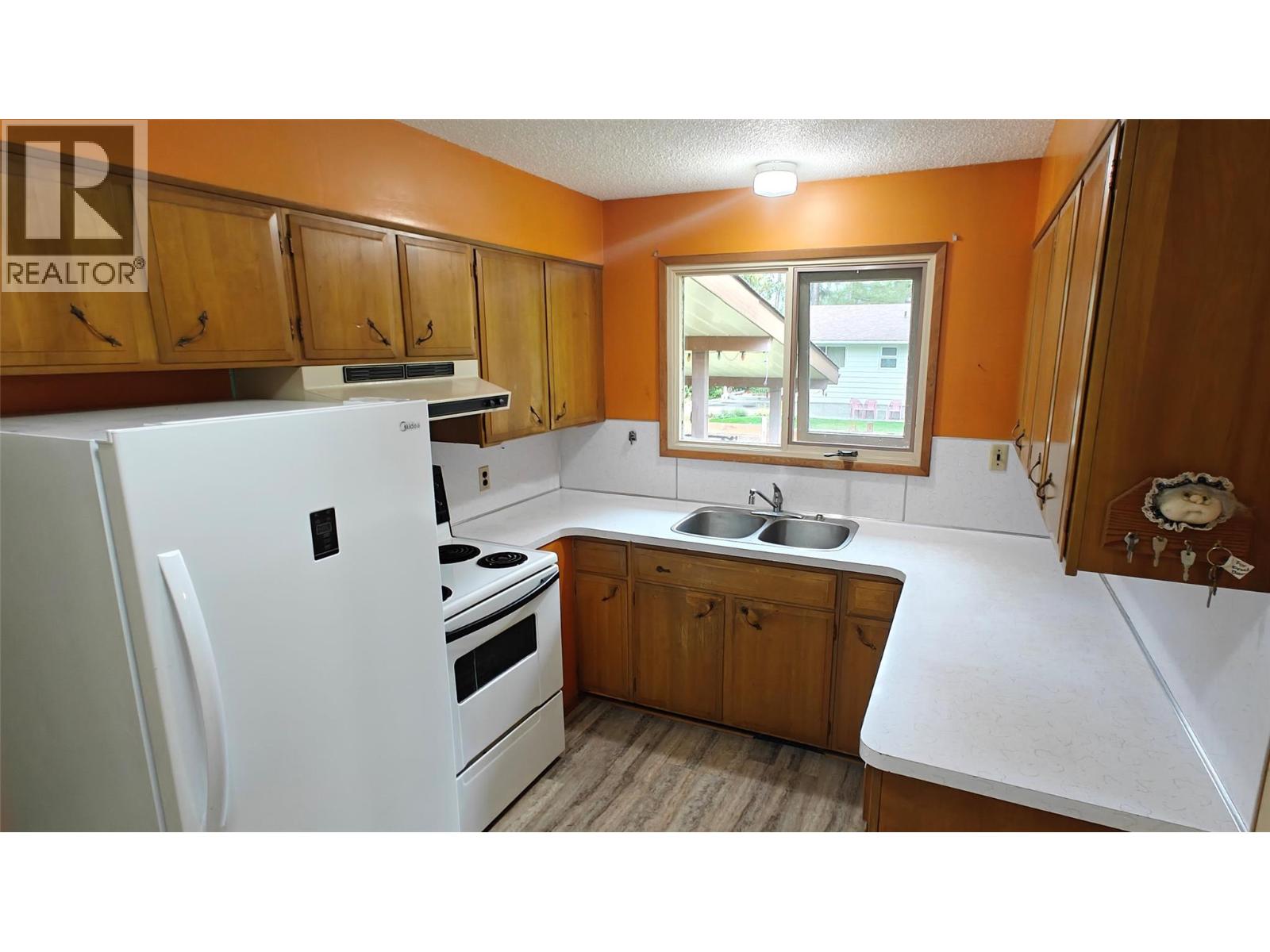 Kitchen of 610 7th Avenue, Montrose