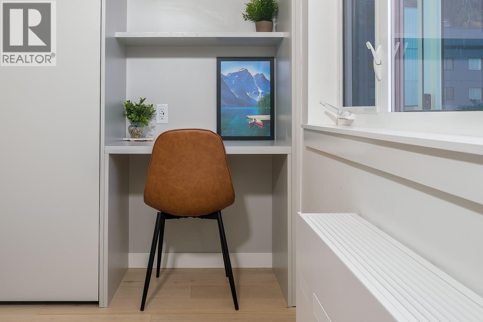 Unit Workspace