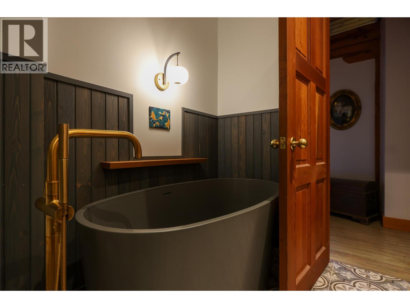 Main Floor Bath