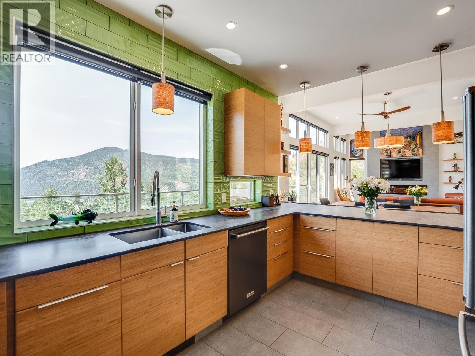 The dream kitchen - so many cupboards, lots of counterspace and flooded with light