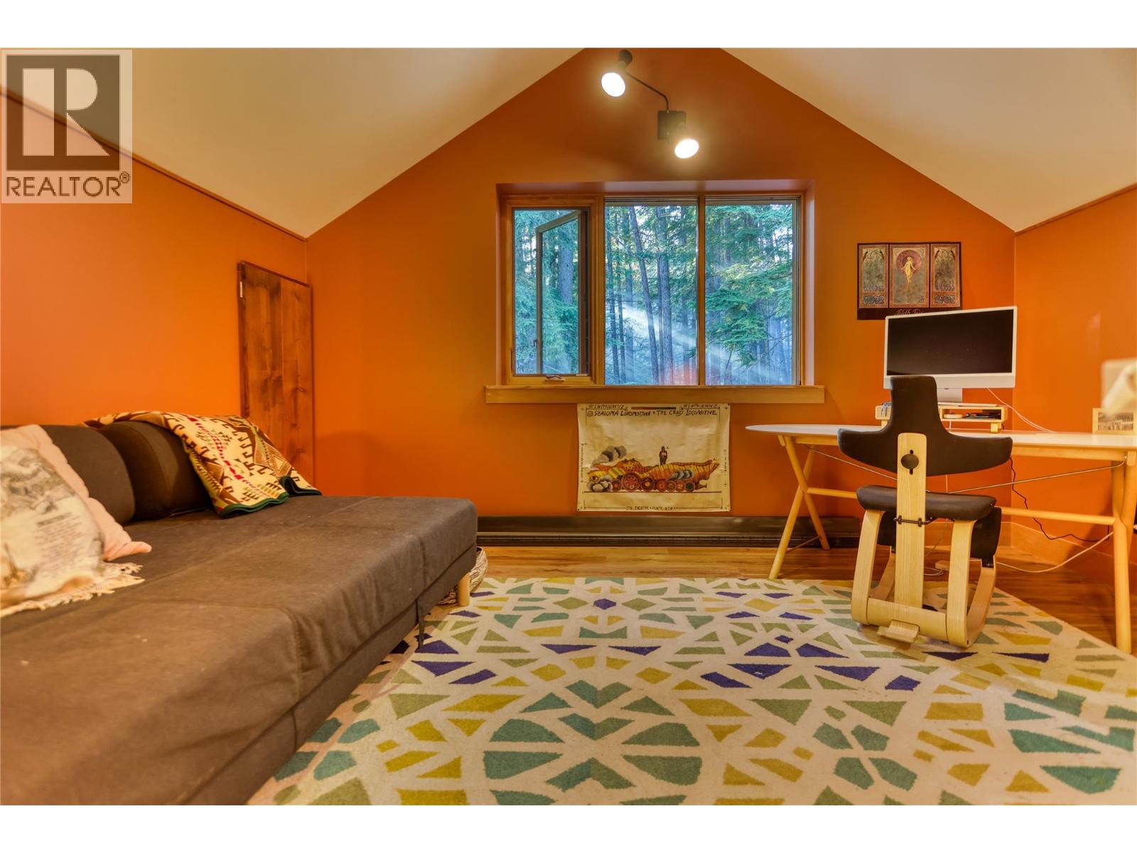 Upper Bedroom