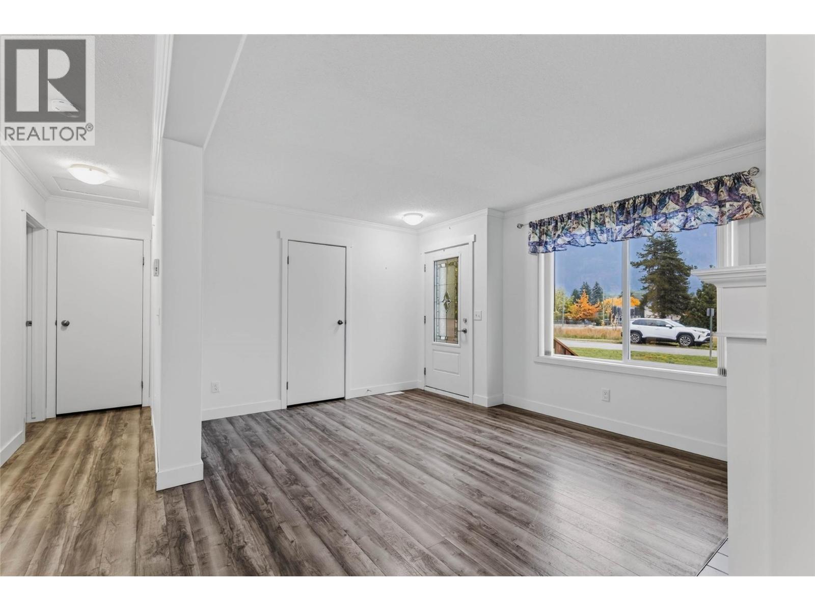 Front Entrance & Living Room