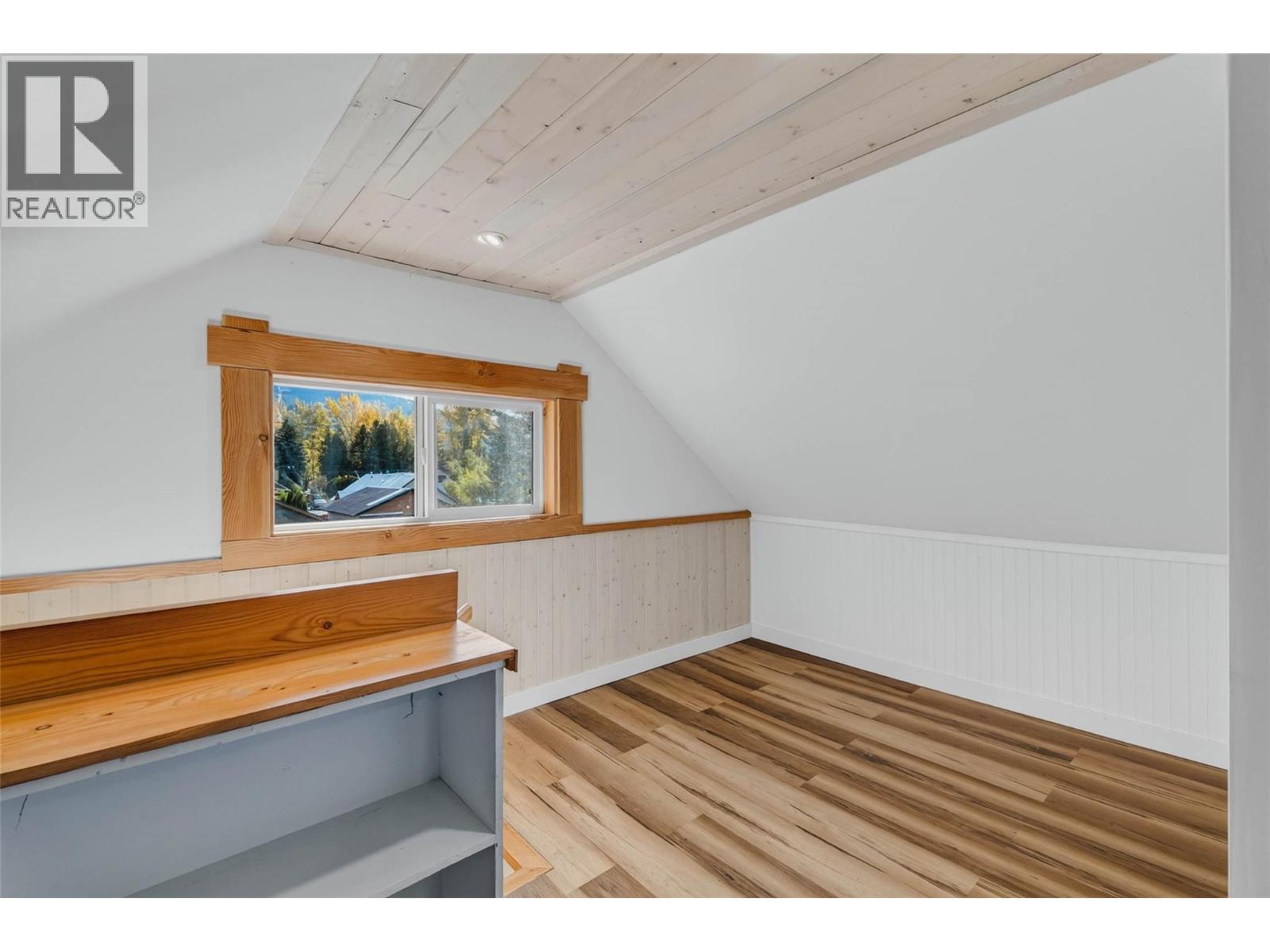 Desk Nook