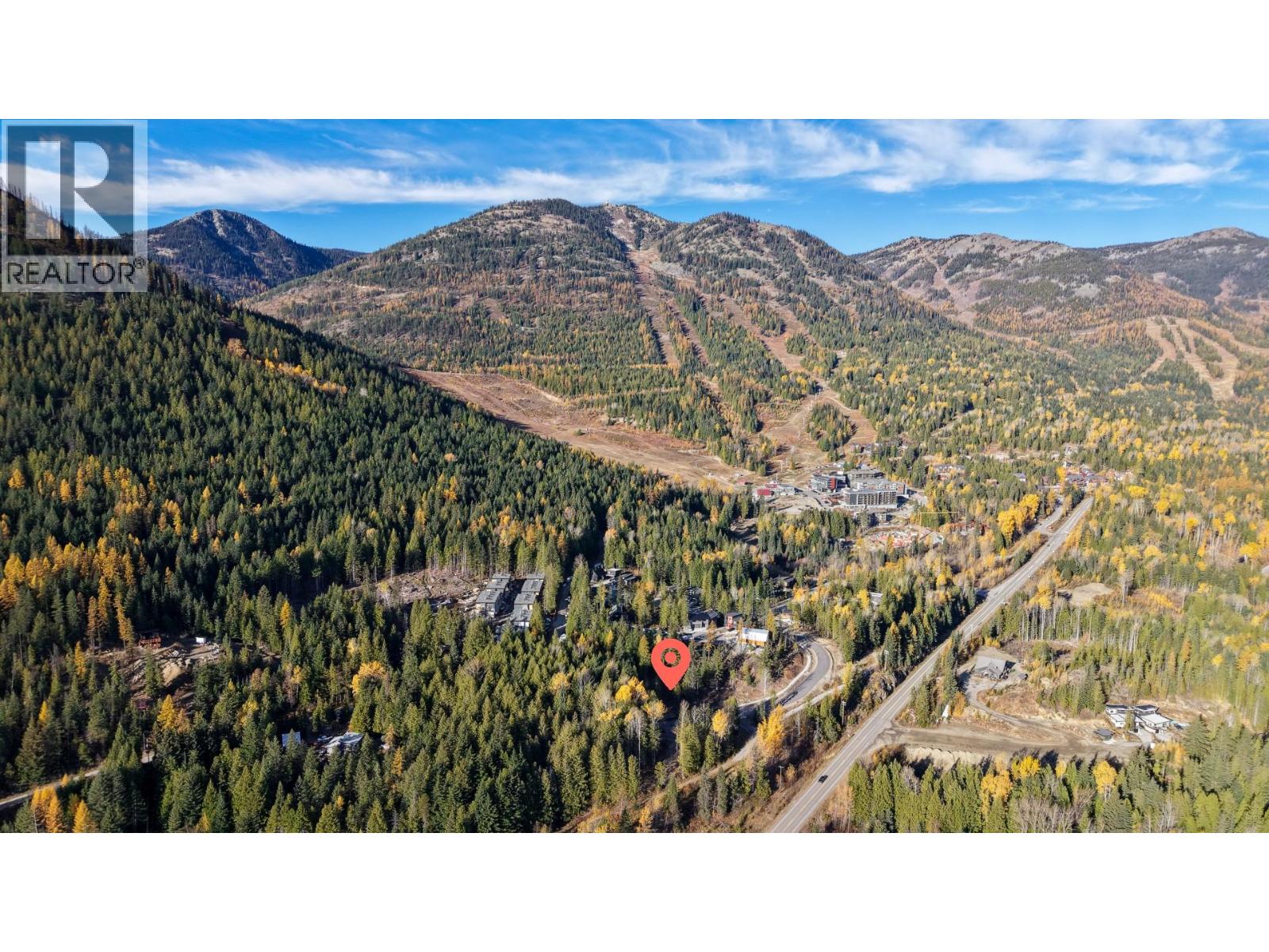 Vicinity to RED Mountain Resort