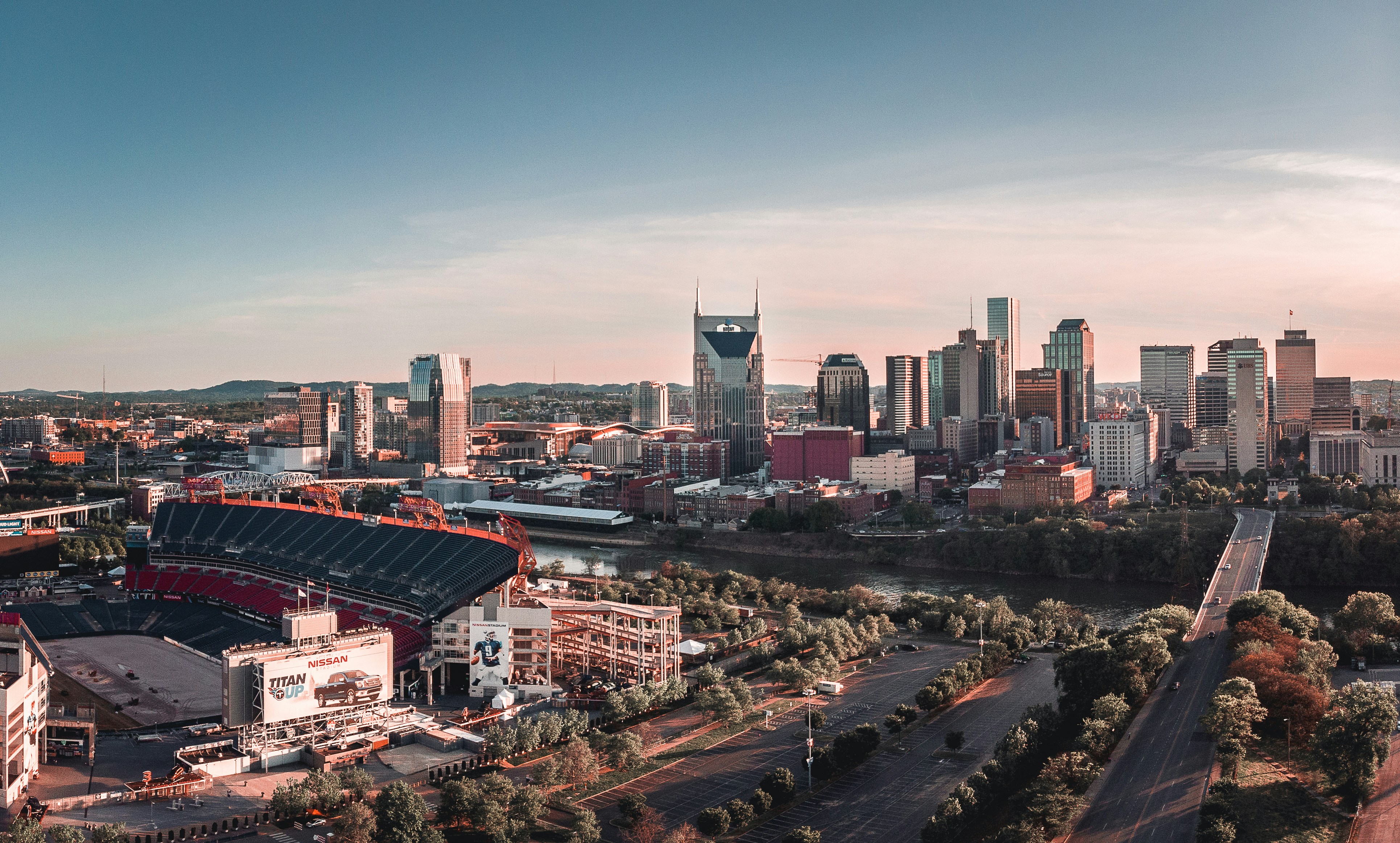 Tennessee Wage & Compliance Laws: What You Need to Know