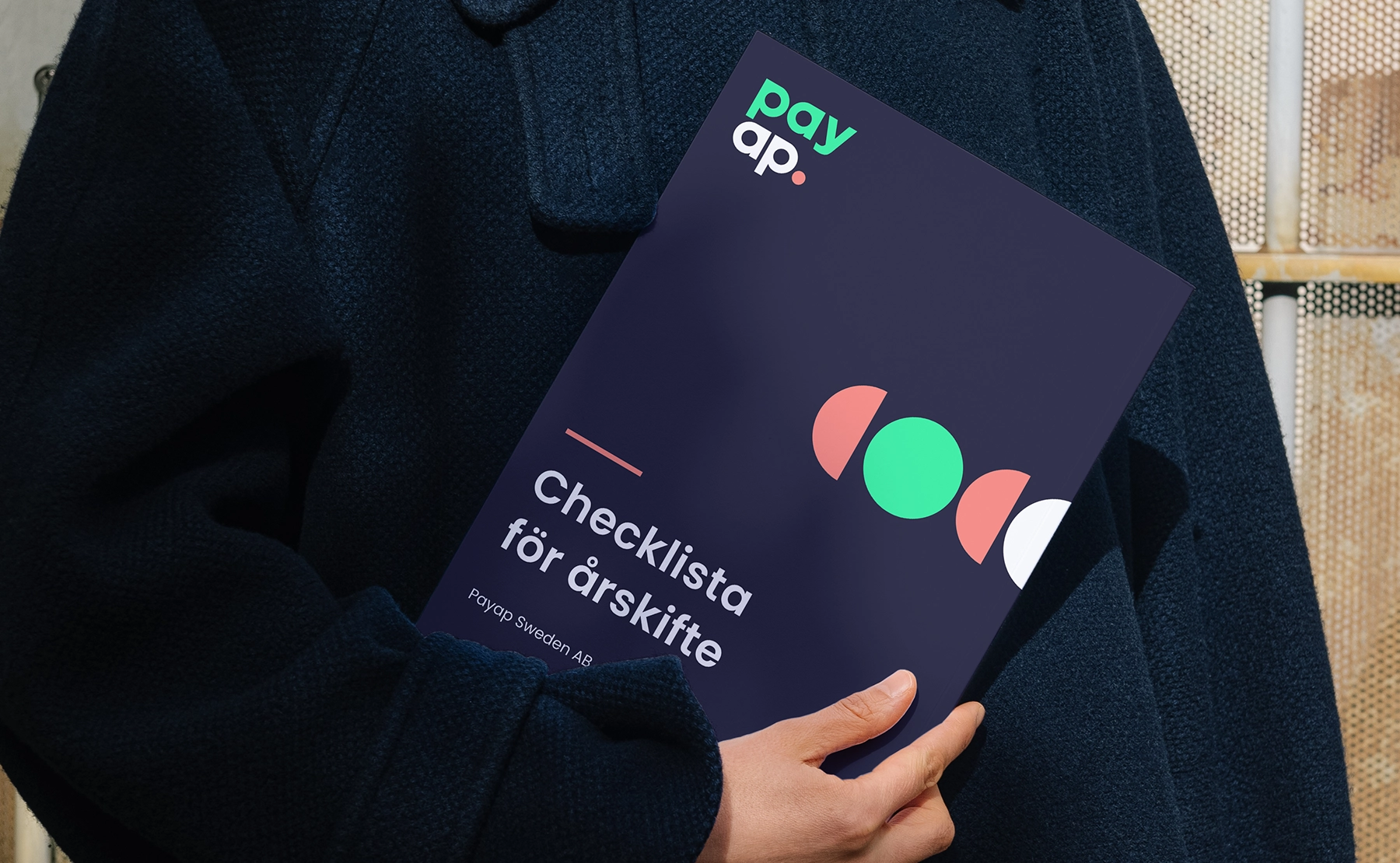 Mikael och Sanna Tadic i poddstudion 