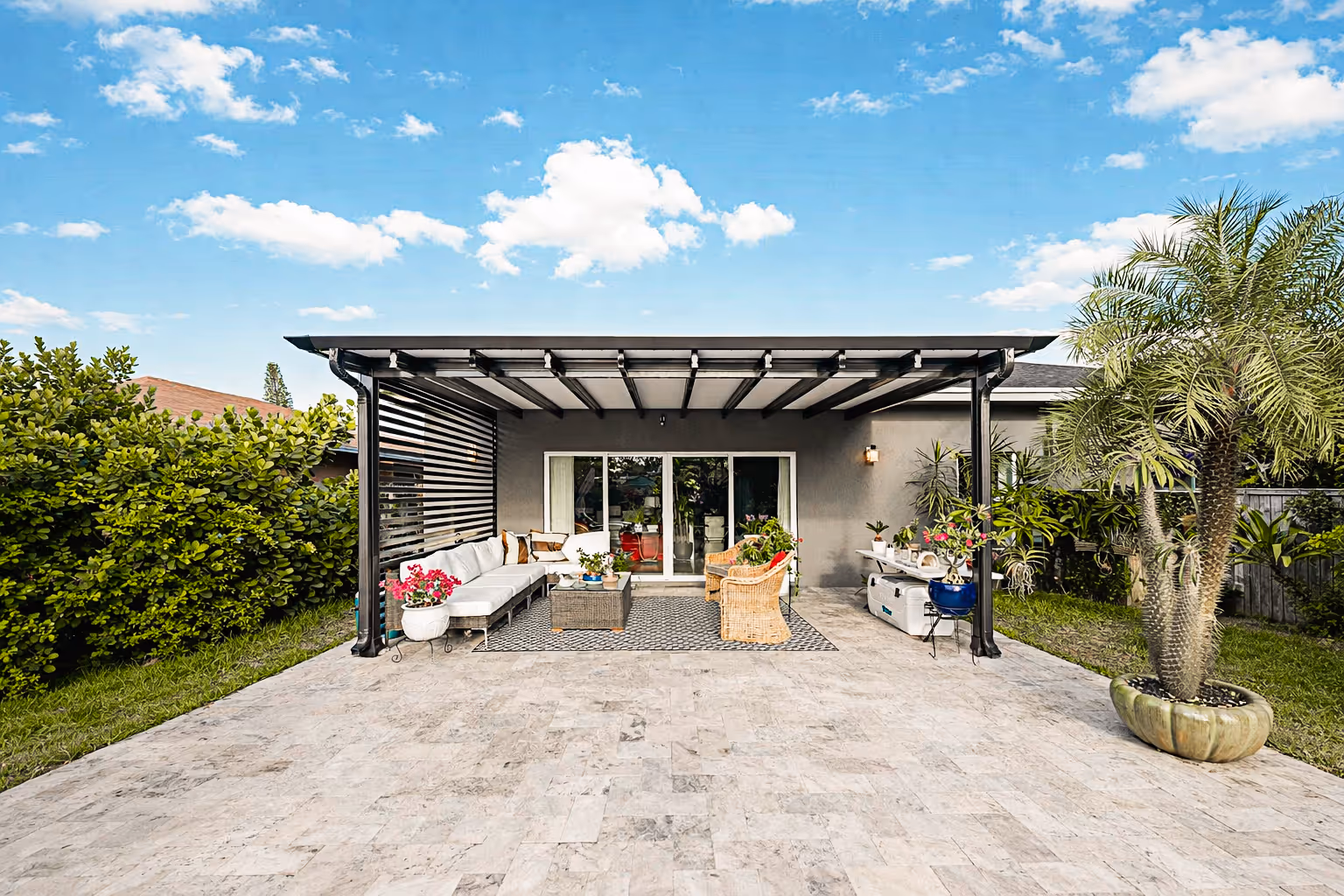 Custom louvered pergola contractors in Florida specializing in engineered, high-end outdoor structures designed, permitted, and professionally installed.