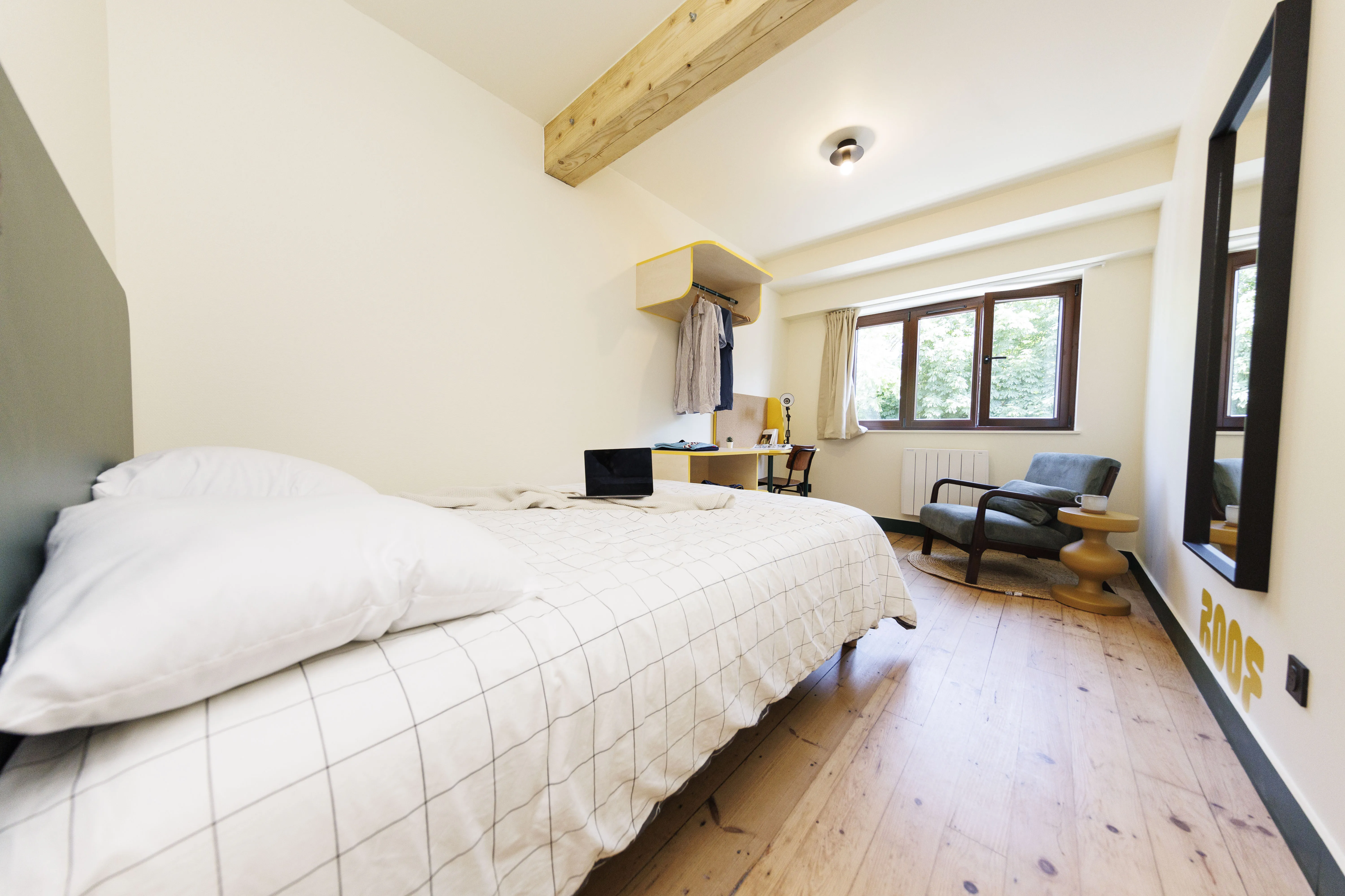 Chambre en coliving étudiant Roof — résidence tout compris