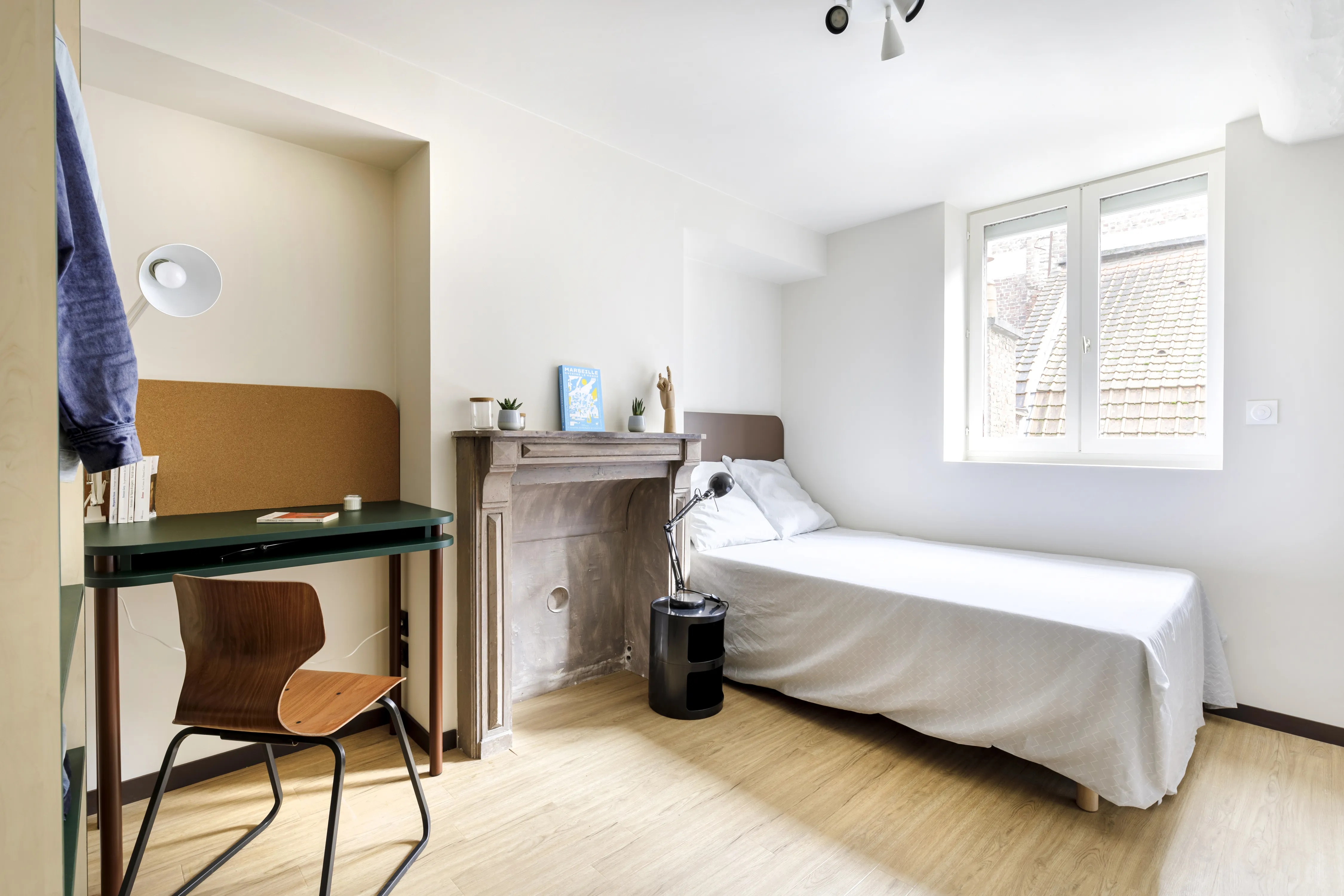 Chambre en coliving étudiant Roof — résidence tout compris