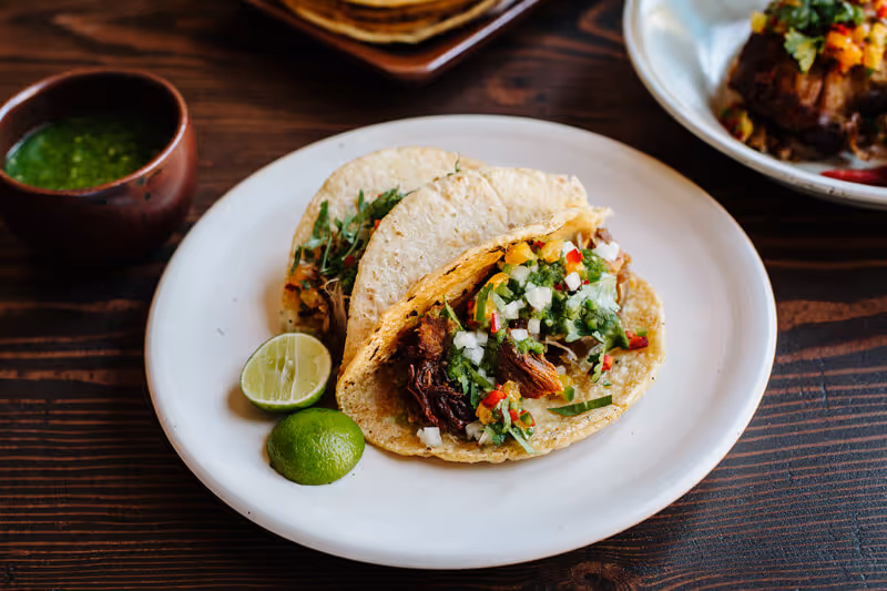 Plate of street tacos