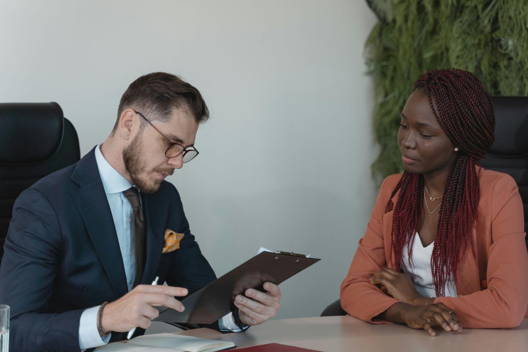 Candidate Experience Examples: Creating Memorable Interactions