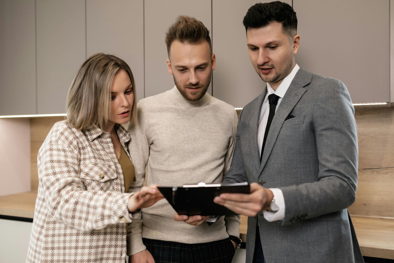 Top Hiring Trends In Financial Services & Banking In 2025