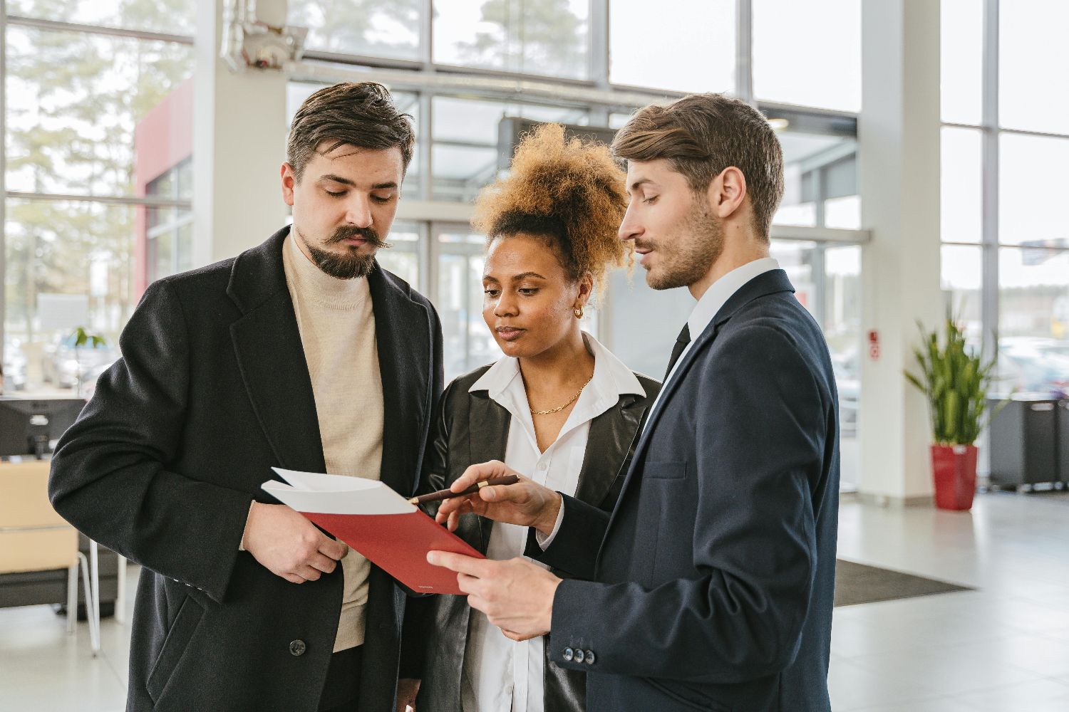Talent Acquisition vs. Recruiting: Understanding the Key Differences