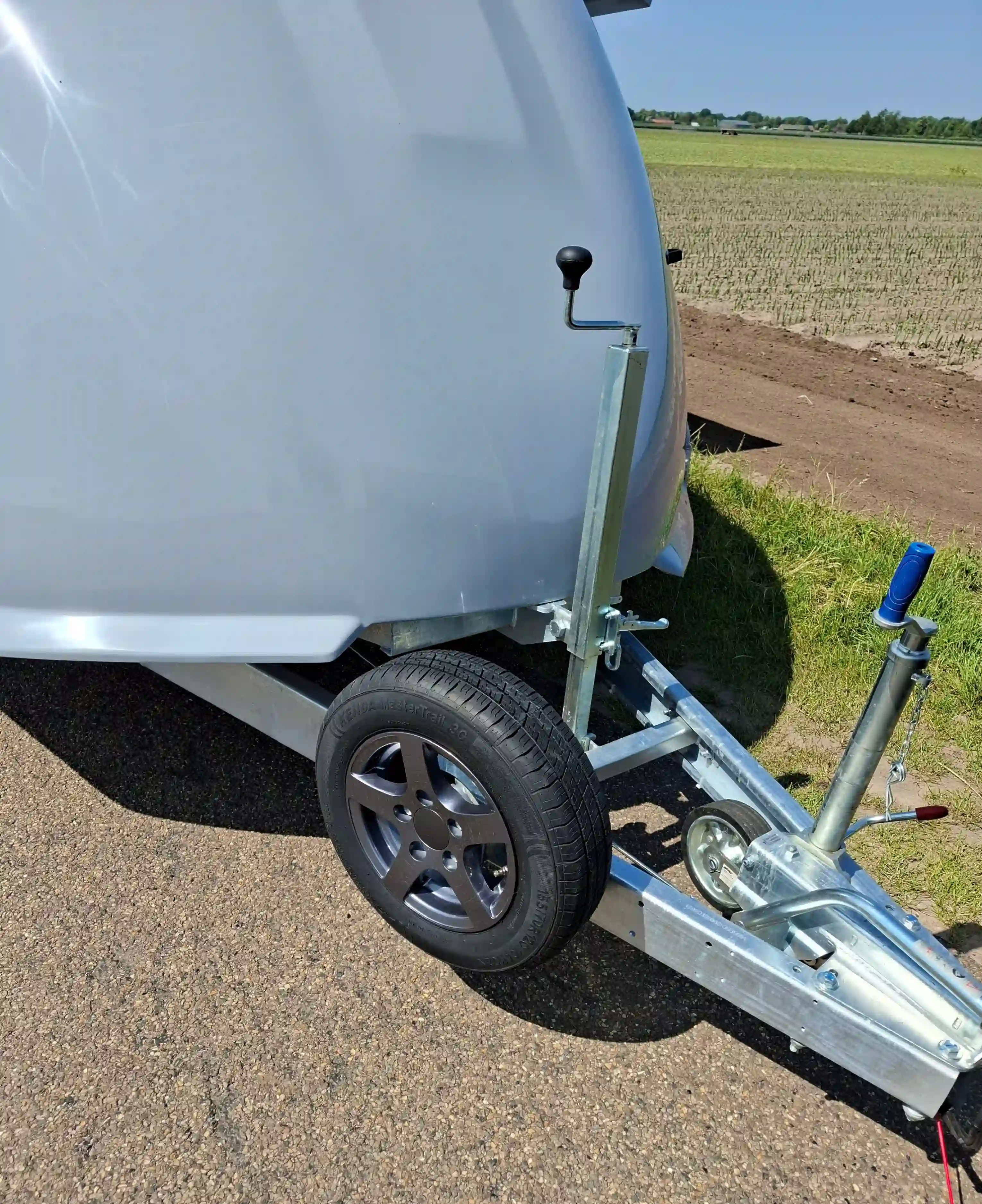 AST-2 Roefs Trailers gesloten autotransporter autotrailer