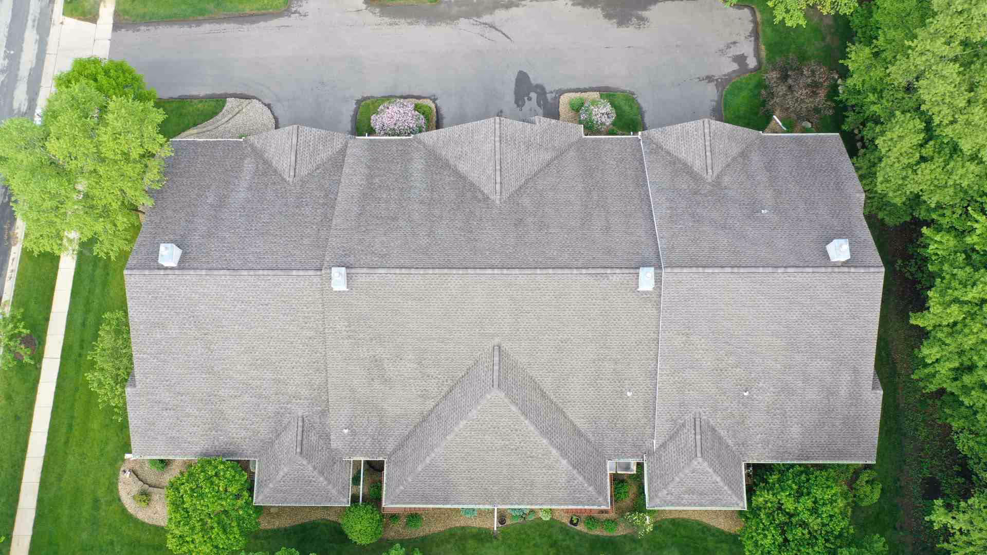 Discover the average cost to reshingle a house. Learn key factors, save money, and get a precise quote for your home today!