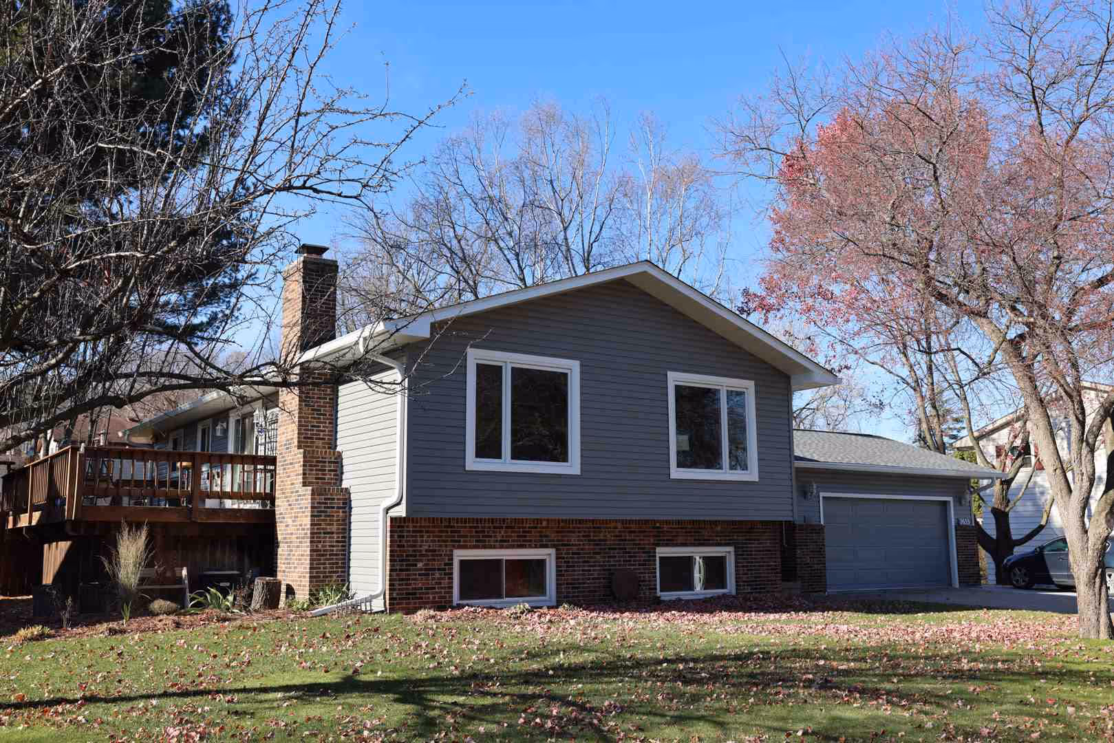 Discover double hung replacement windows prices! Get a complete breakdown of costs, factors, and savings tips for your home upgrade.