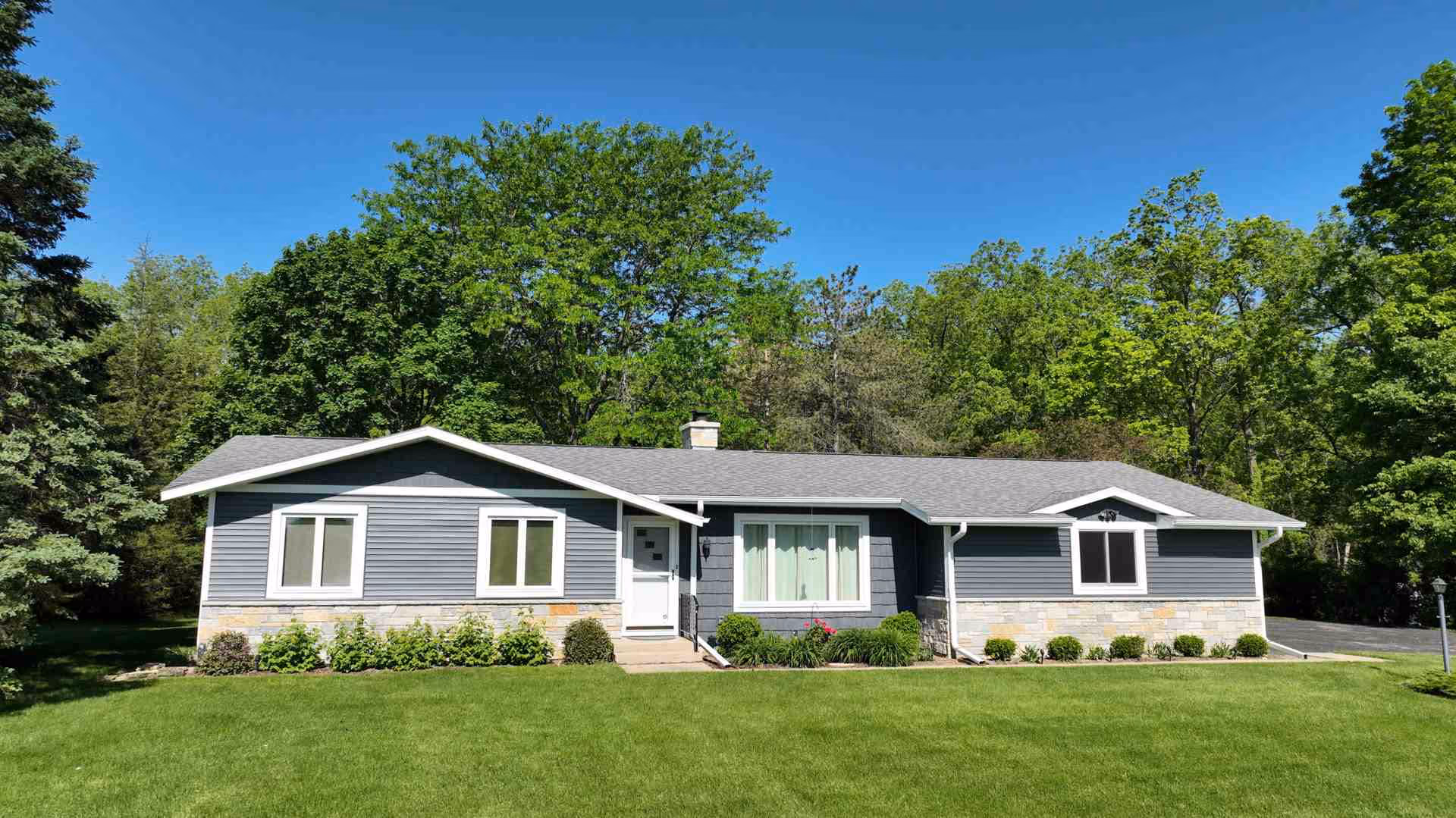 Repair, renovate, and reimagine! Discover smart home exterior financing options to fund your roofing, siding, or window upgrades.