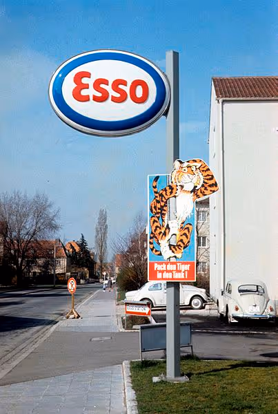 File:Esso Tiger in den Tank - Germany 1965.jpg